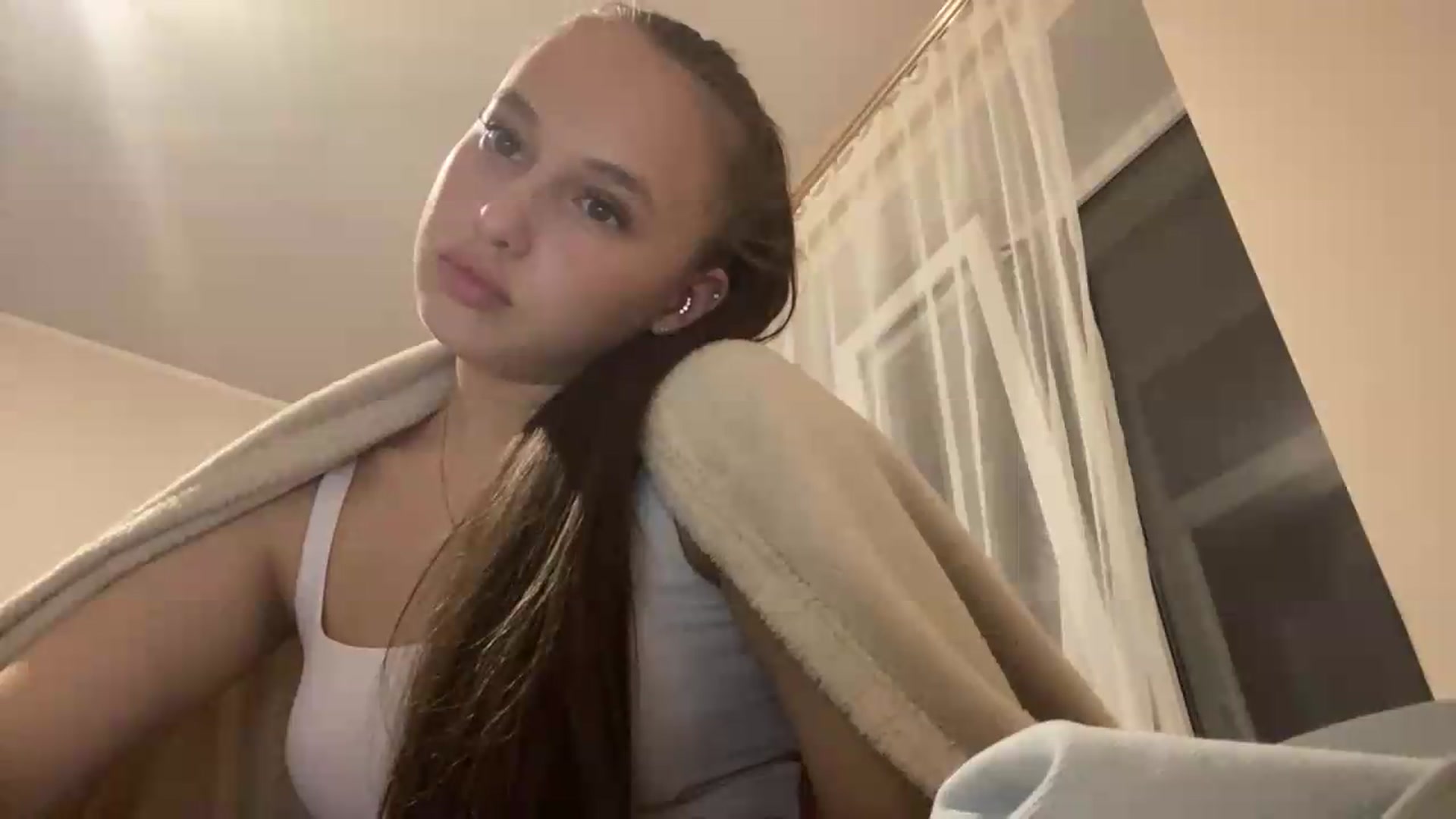 Gallery image thumbnail from irynasweetx's myfreecams stream on, 06/18/2026, 22:12 image 20 of 20