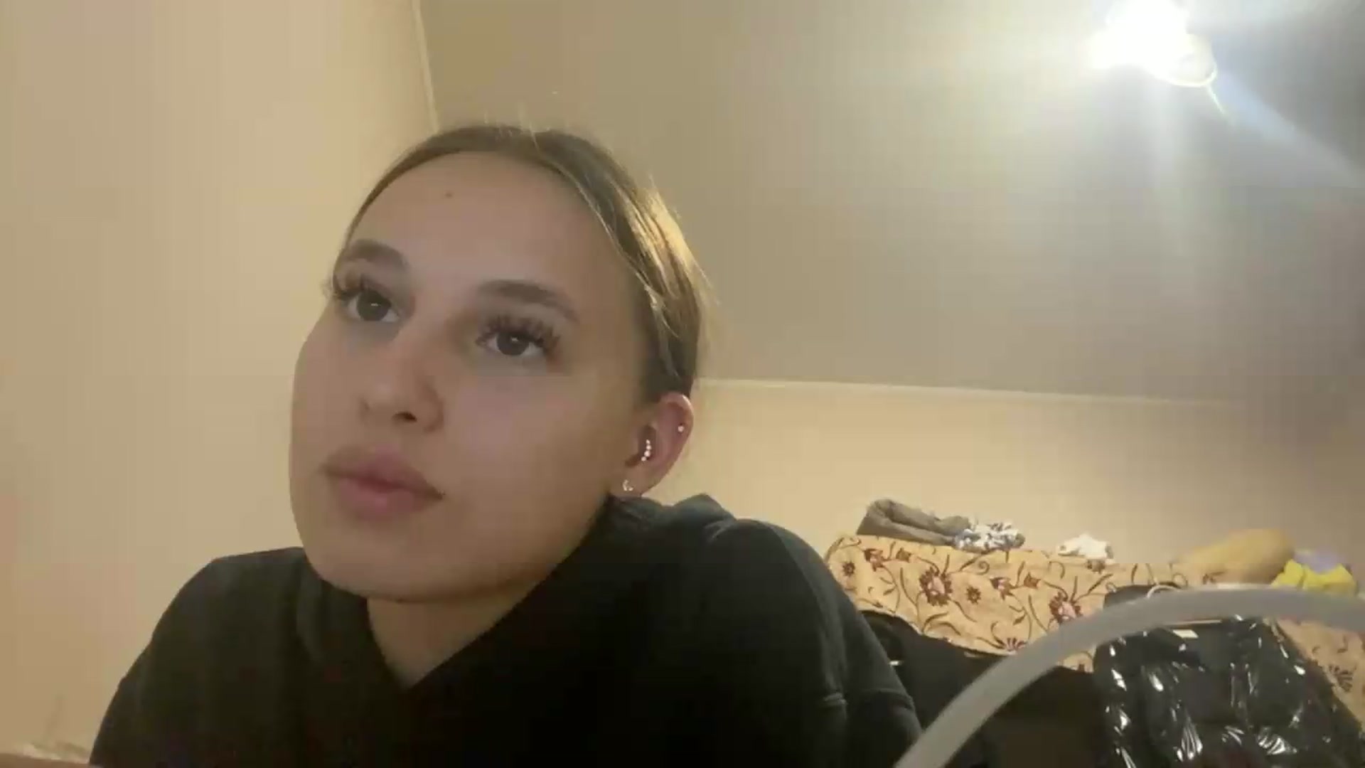 Gallery image thumbnail from irynasweetx's myfreecams stream on, 06/19/2026, 22:58 image 9 of 20