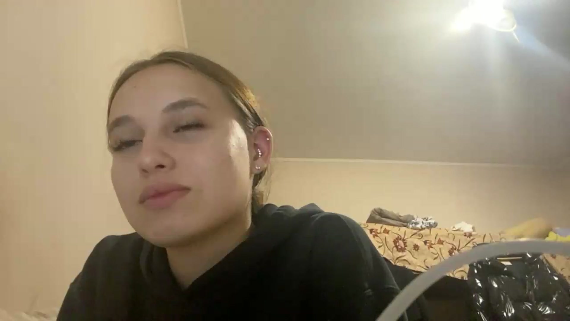 Gallery image thumbnail from irynasweetx's myfreecams stream on, 06/19/2026, 22:58 image 13 of 20