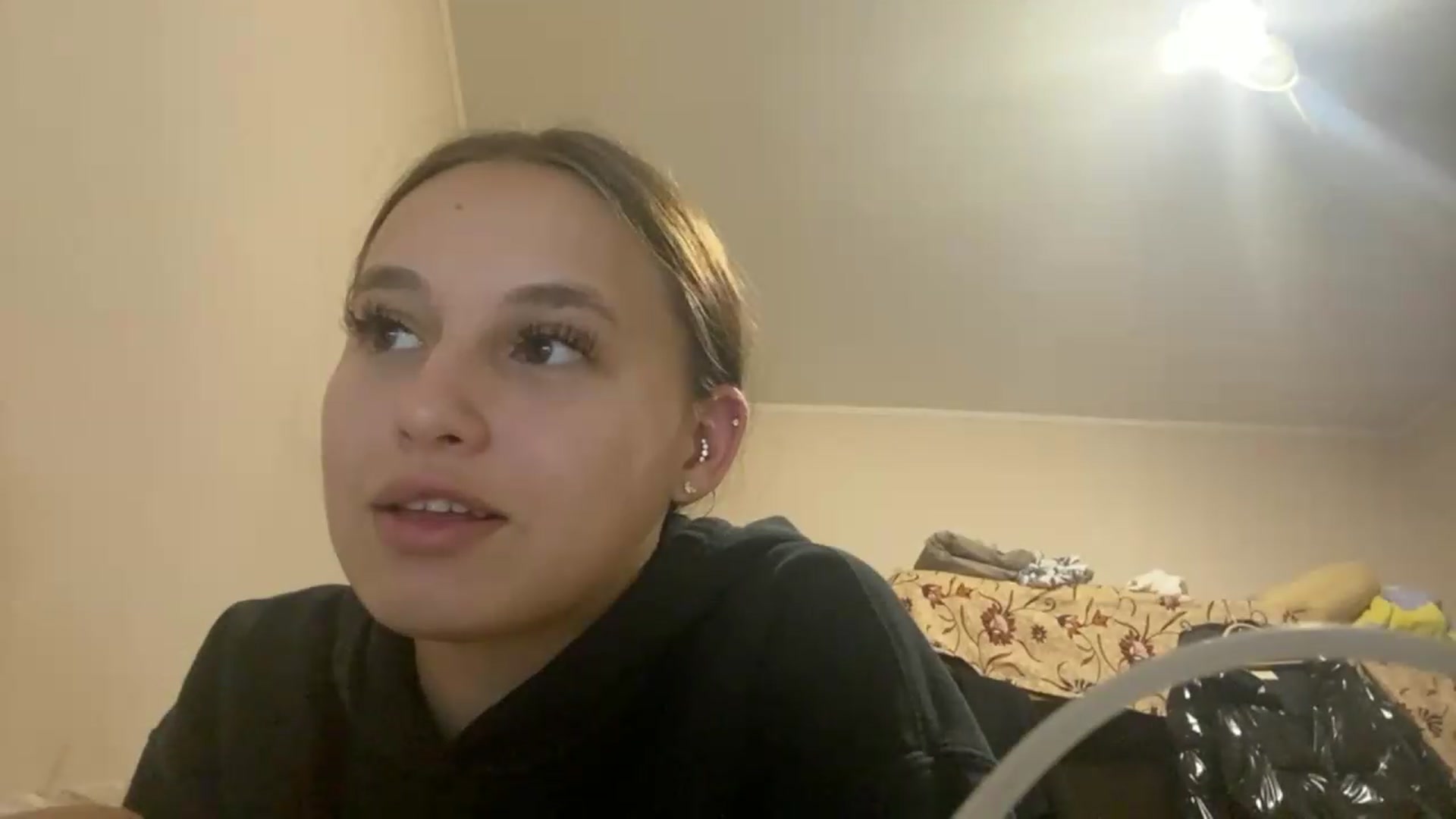 Gallery image thumbnail from irynasweetx's myfreecams stream on, 06/19/2026, 22:58 image 11 of 20