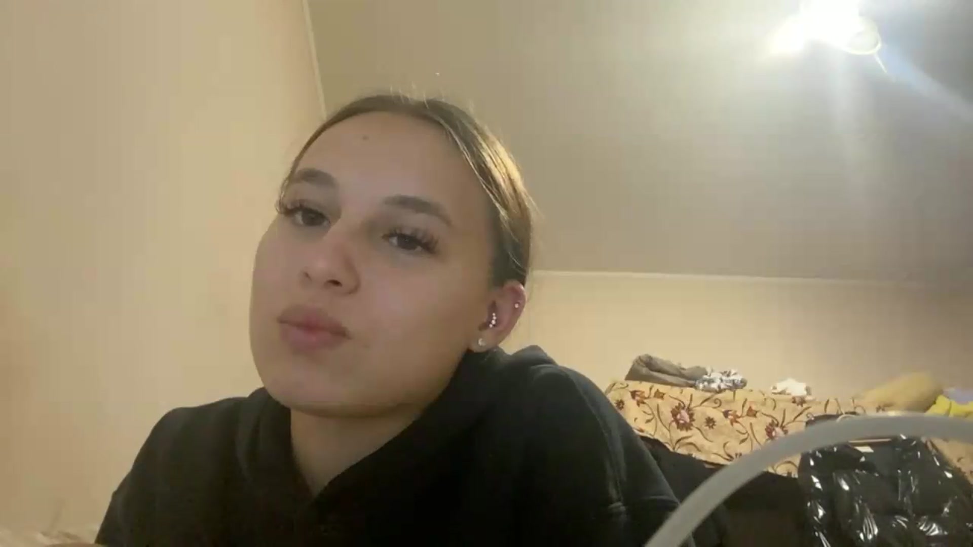Gallery image thumbnail from irynasweetx's myfreecams stream on, 06/19/2026, 22:58 image 18 of 20