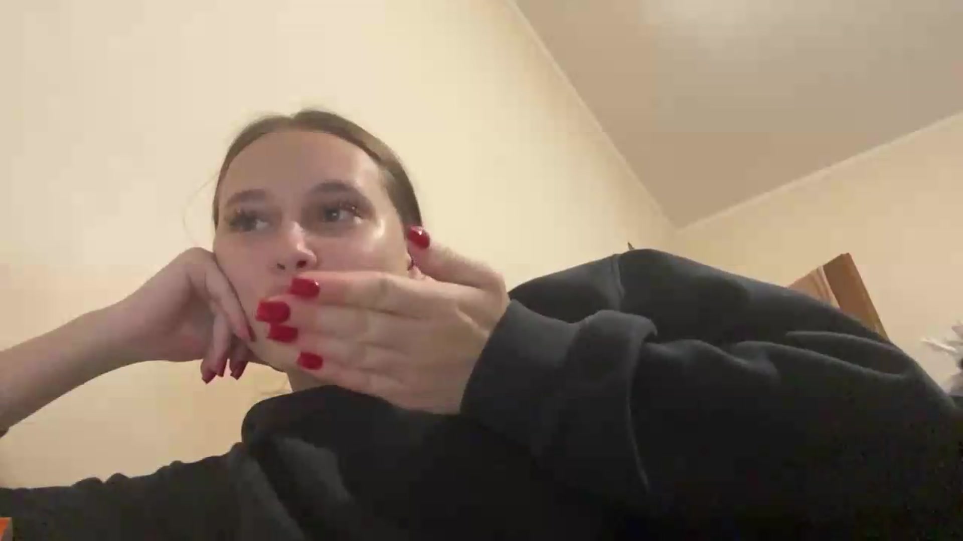 Gallery image thumbnail from irynasweetx's myfreecams stream on, 06/21/2026, 20:37 image 14 of 20