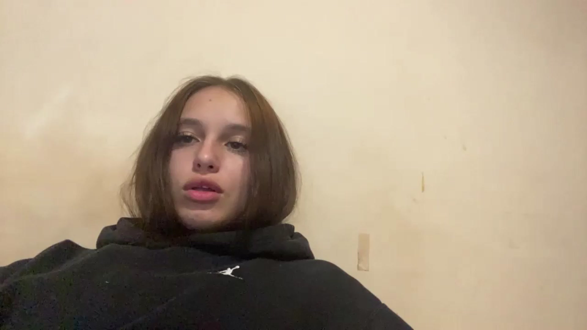 Gallery image thumbnail from irynasweetx's myfreecams stream on, 06/21/2026, 23:20 image 2 of 20