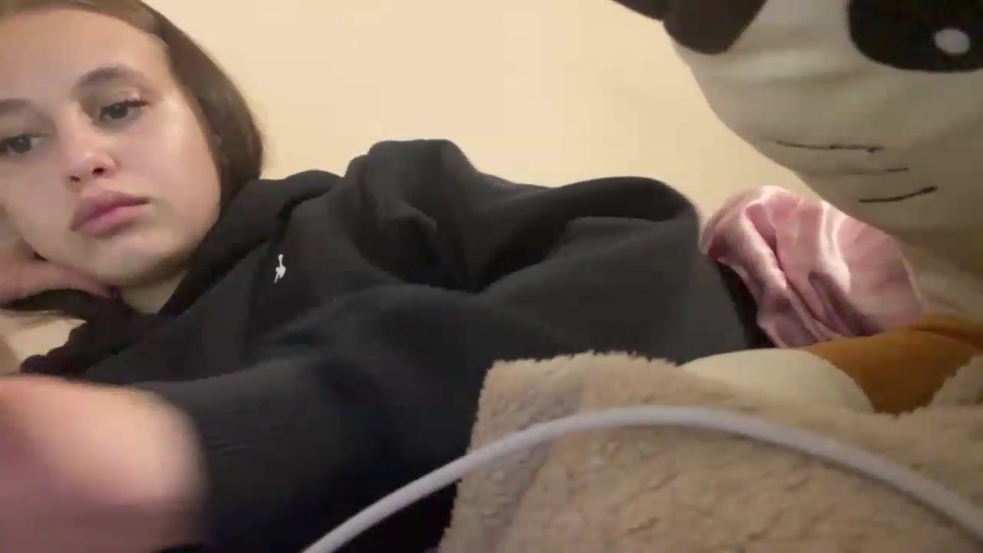 Gallery image thumbnail from irynasweetx's myfreecams stream on, 06/21/2026, 23:20 image 12 of 20