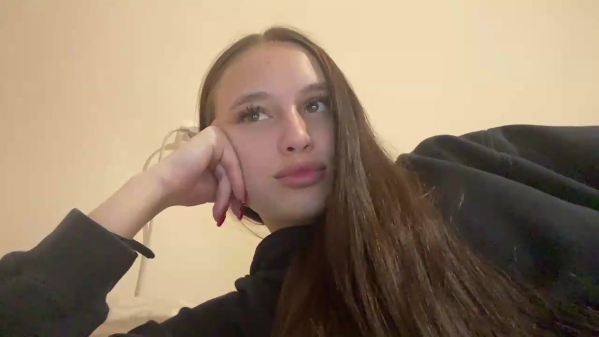 Gallery image thumbnail from irynasweetx's myfreecams stream on, 06/22/2026, 20:52 image 8 of 20