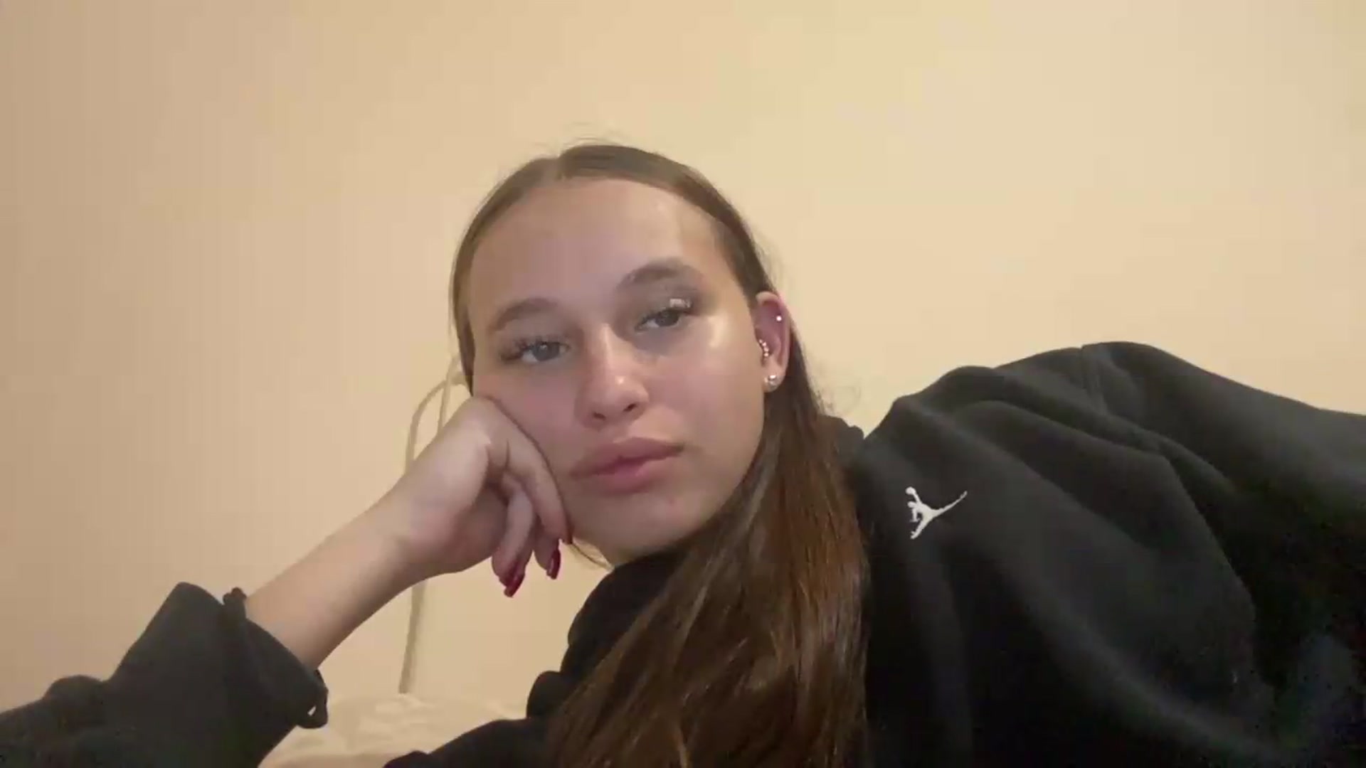 Gallery image thumbnail from irynasweetx's myfreecams stream on, 06/22/2026, 20:52 image 4 of 20
