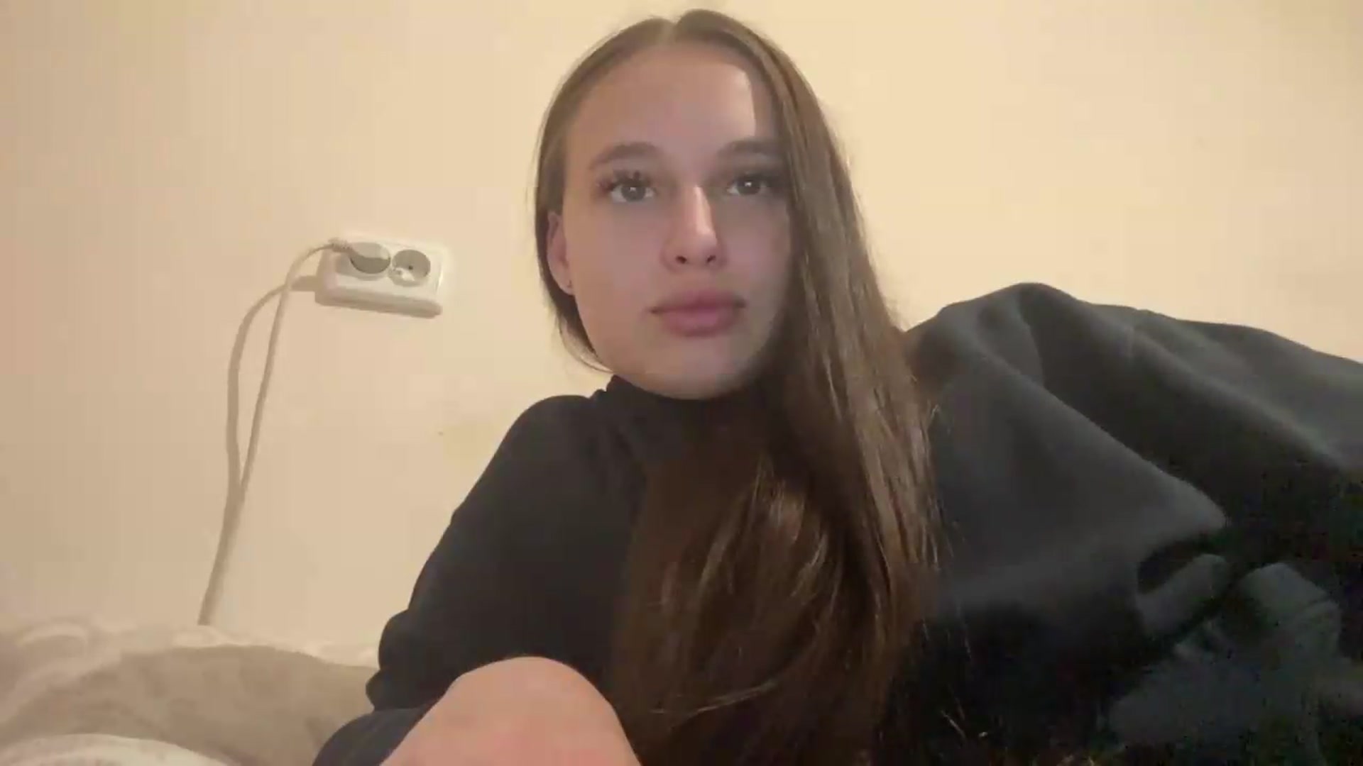 Gallery image thumbnail from irynasweetx's myfreecams stream on, 06/22/2026, 20:52 image 15 of 20