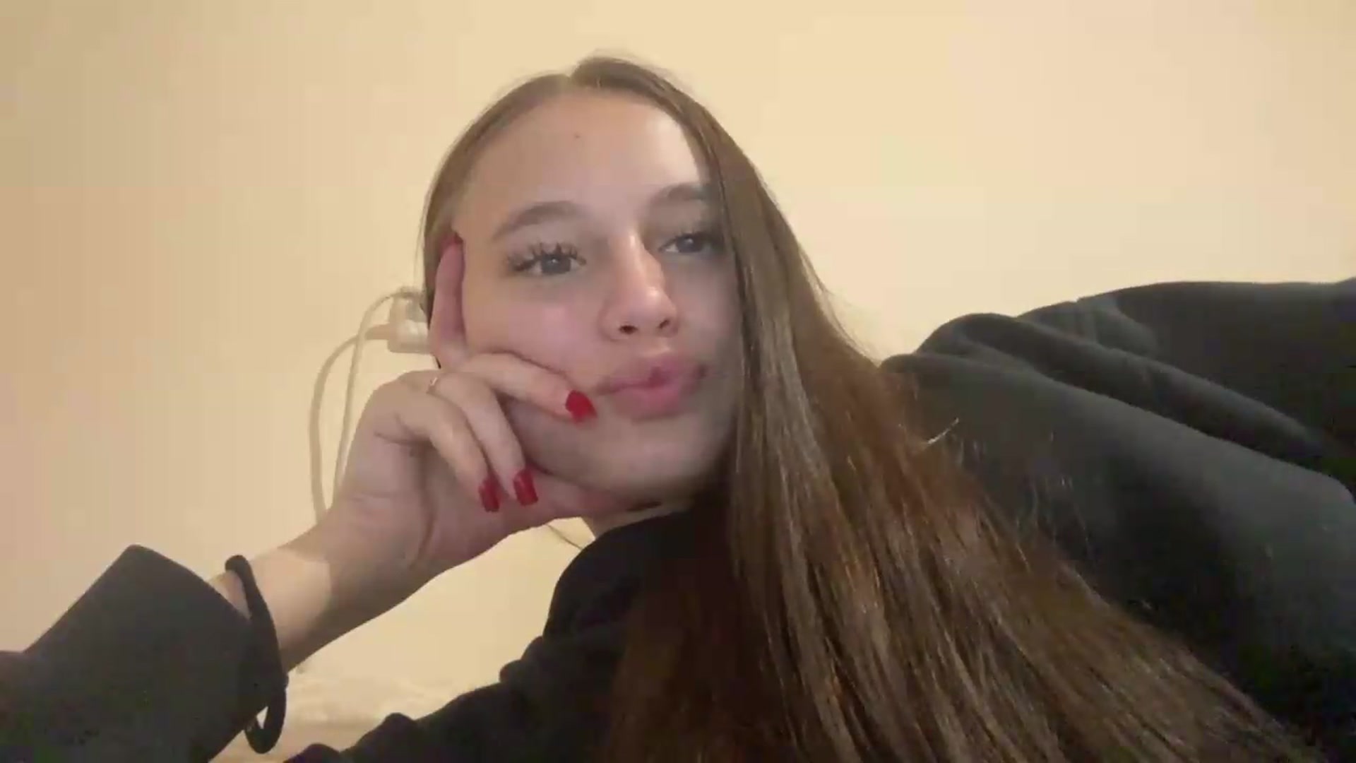 Gallery image thumbnail from irynasweetx's myfreecams stream on, 06/22/2026, 20:52 image 12 of 20