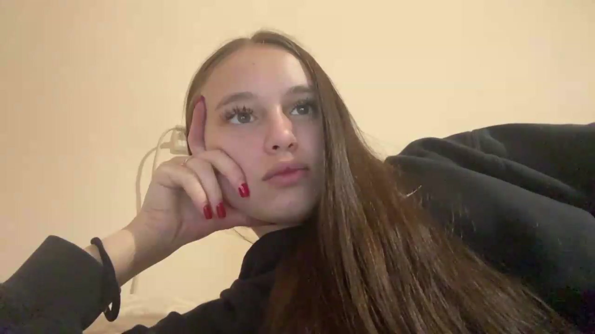 Gallery image thumbnail from irynasweetx's myfreecams stream on, 06/22/2026, 20:52 image 11 of 20