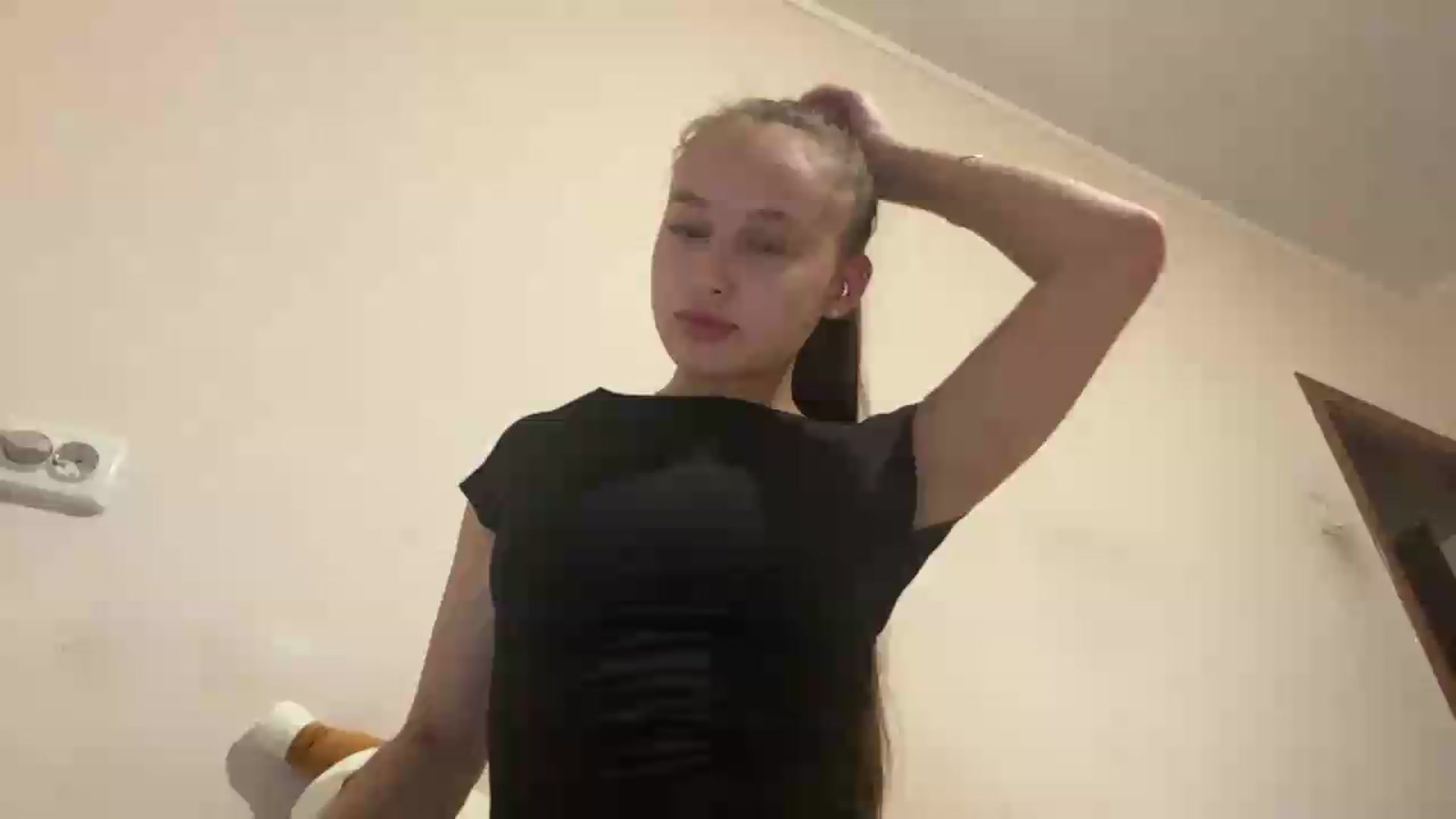 Gallery image thumbnail from irynasweetx's myfreecams stream on, 06/24/2026, 23:40 image 20 of 20