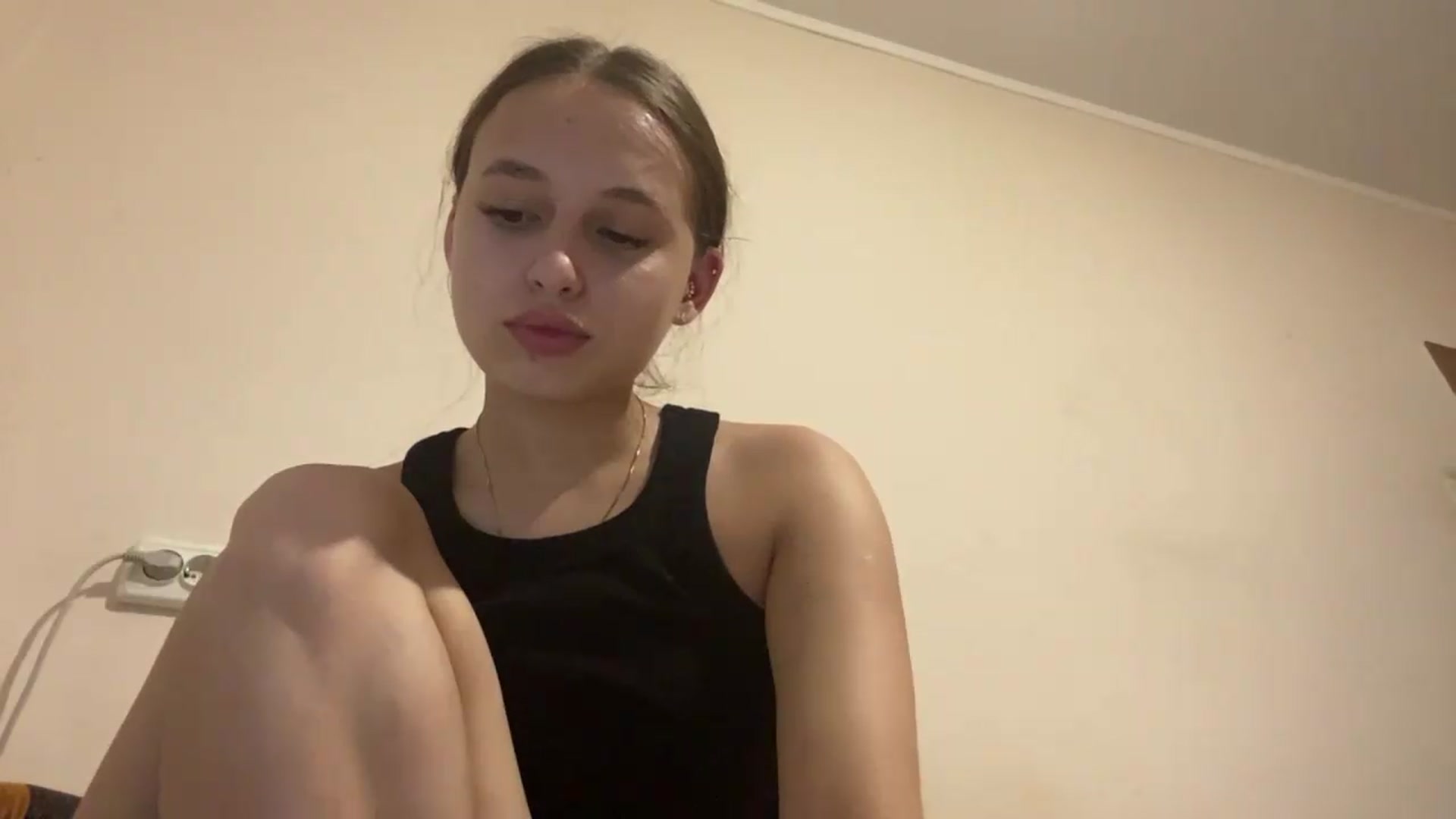 Gallery image thumbnail from irynasweetx's myfreecams stream on, 06/30/2026, 20:21 image 9 of 20