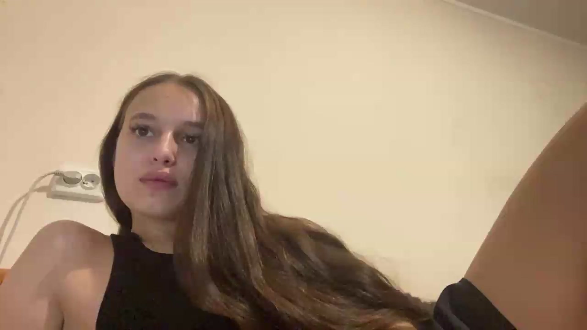 Gallery image thumbnail from irynasweetx's myfreecams stream on, 06/30/2026, 20:21 image 18 of 20