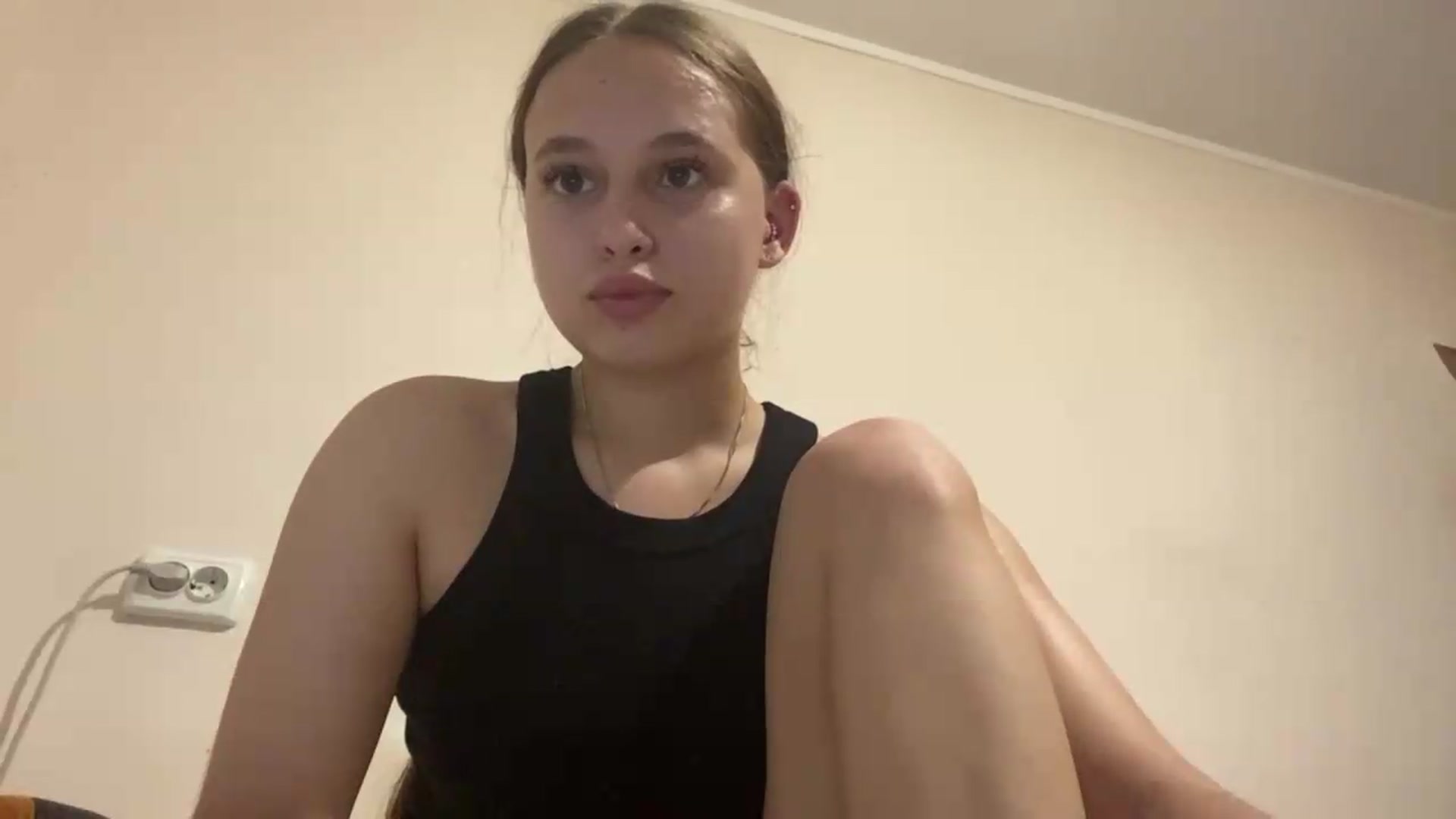 Gallery image thumbnail from irynasweetx's myfreecams stream on, 06/30/2026, 20:21 image 12 of 20