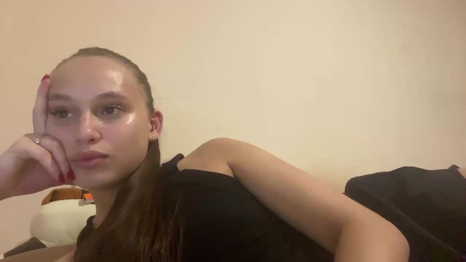 Gallery image thumbnail from irynasweetx's myfreecams stream on, 06/30/2026, 22:04 image 19 of 20