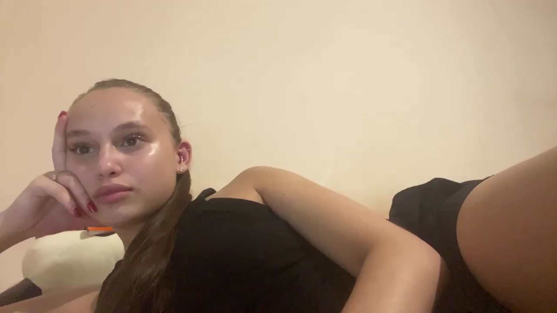 Gallery image thumbnail from irynasweetx's myfreecams stream on, 06/30/2026, 22:04 image 5 of 20