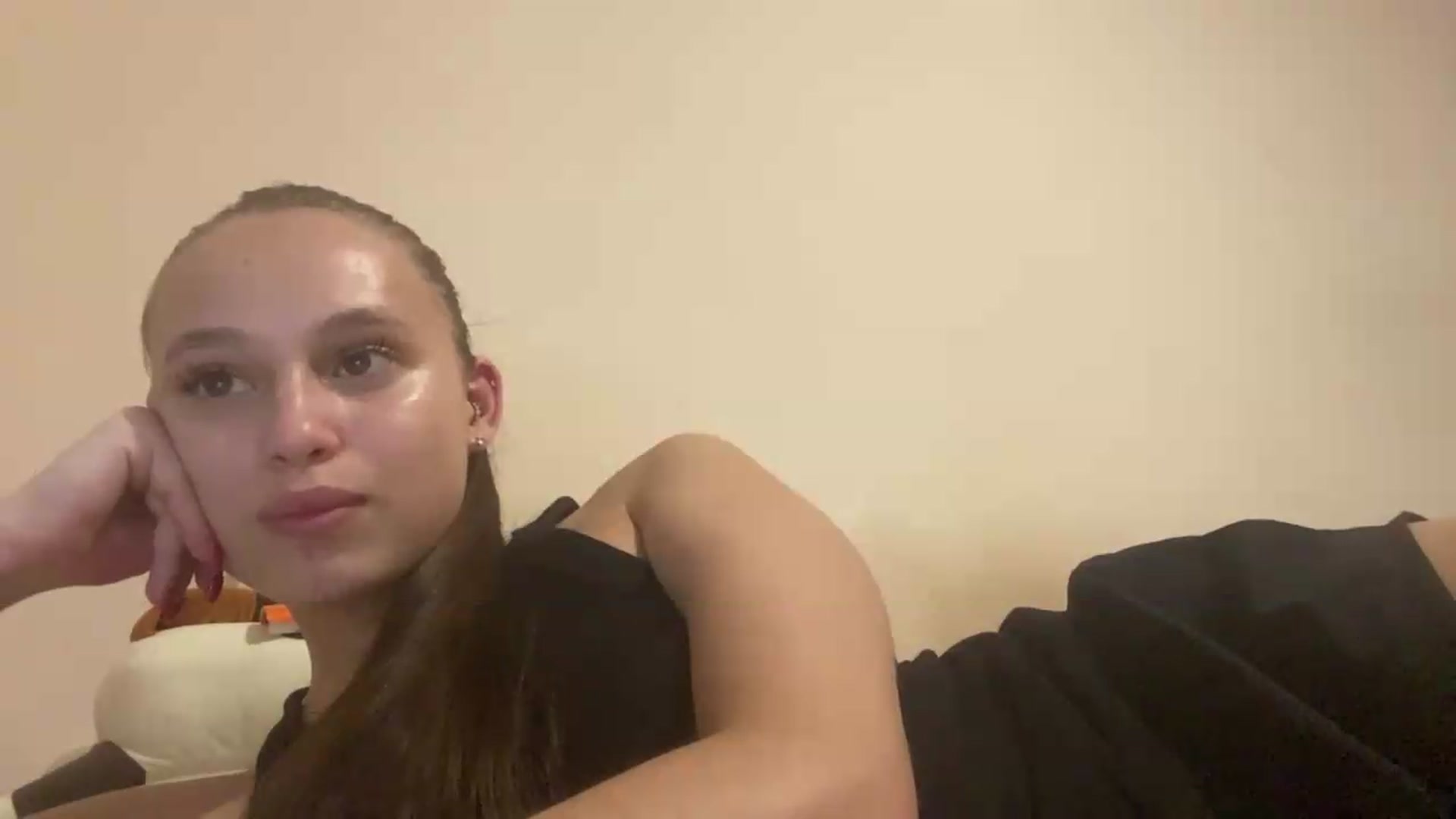 Gallery image thumbnail from irynasweetx's myfreecams stream on, 06/30/2026, 22:04 image 17 of 20