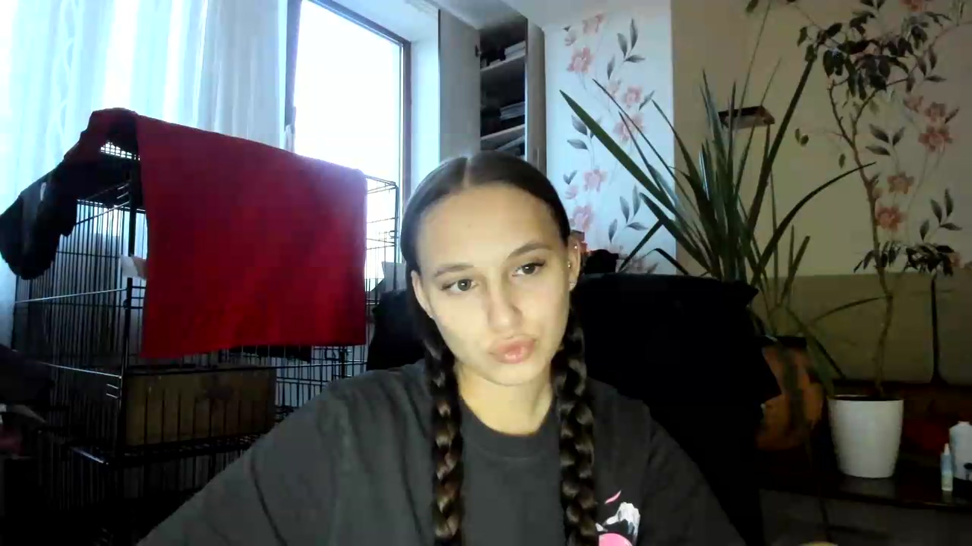Gallery image thumbnail from irynasweetx's myfreecams stream on, 07/06/2026, 18:41 image 16 of 20