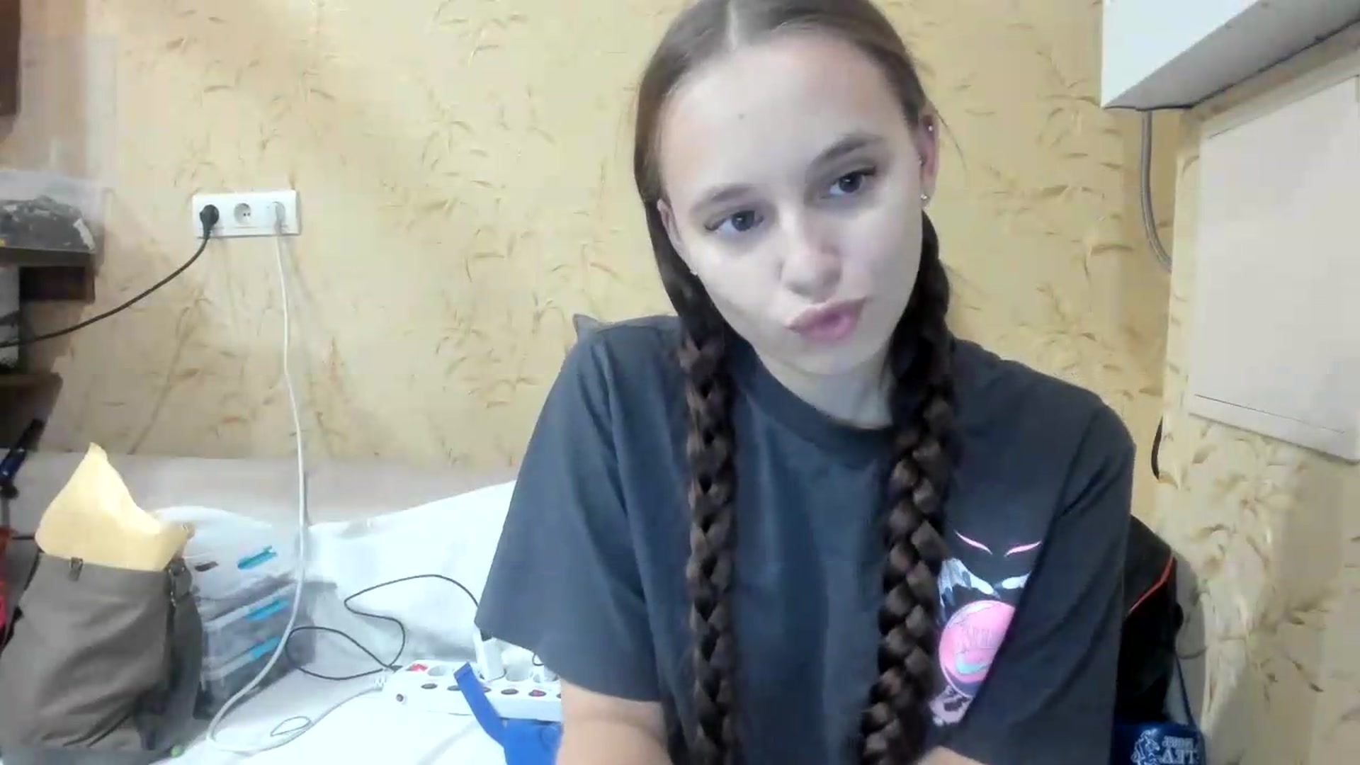 Gallery image thumbnail from irynasweetx's myfreecams stream on, 07/06/2026, 21:39 image 9 of 20