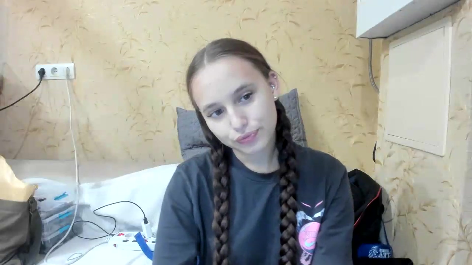Gallery image thumbnail from irynasweetx's myfreecams stream on, 07/06/2026, 21:39 image 3 of 20