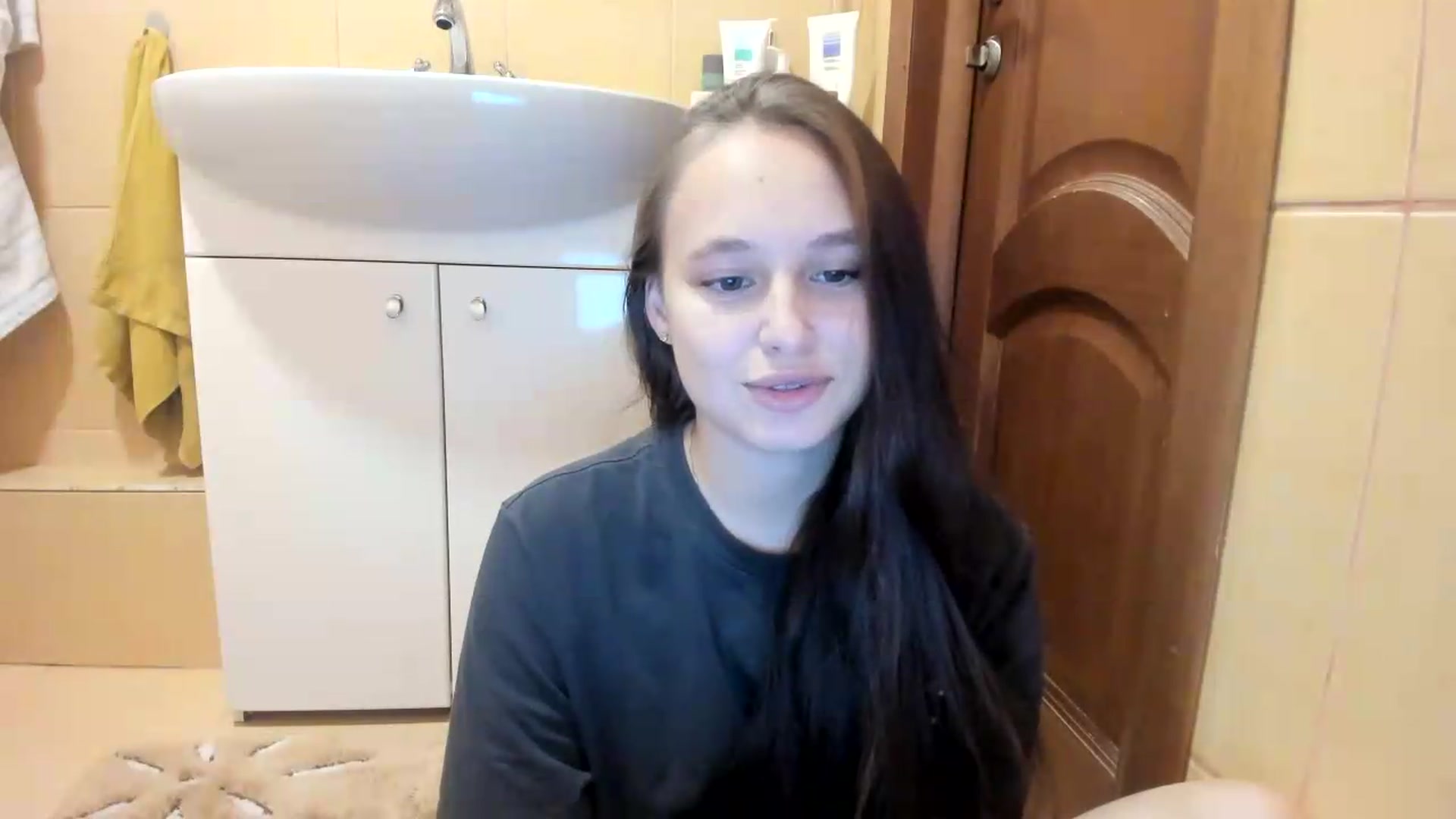 Gallery image thumbnail from irynasweetx's myfreecams stream on, 07/09/2026, 20:54 image 6 of 20