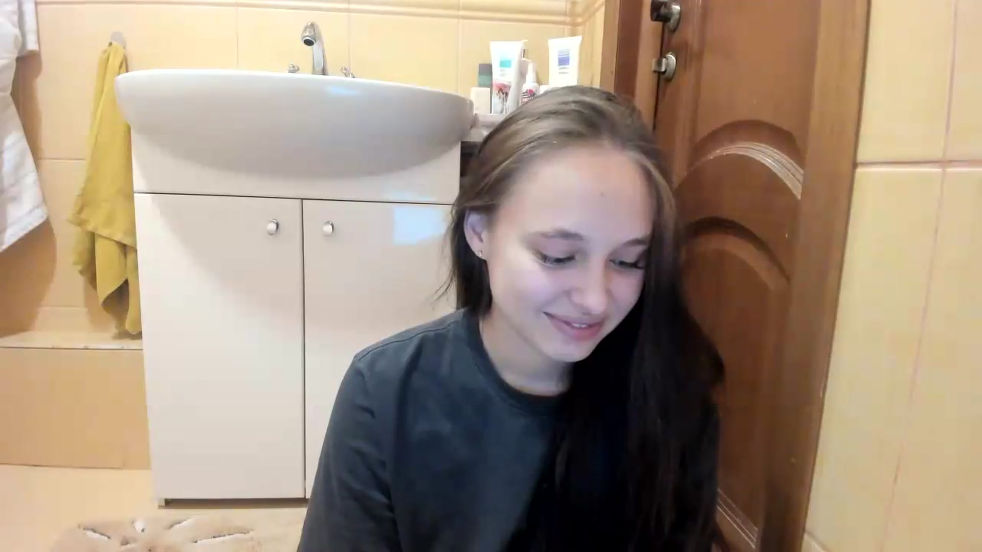 Gallery image thumbnail from irynasweetx's myfreecams stream on, 07/09/2026, 20:54 image 19 of 20