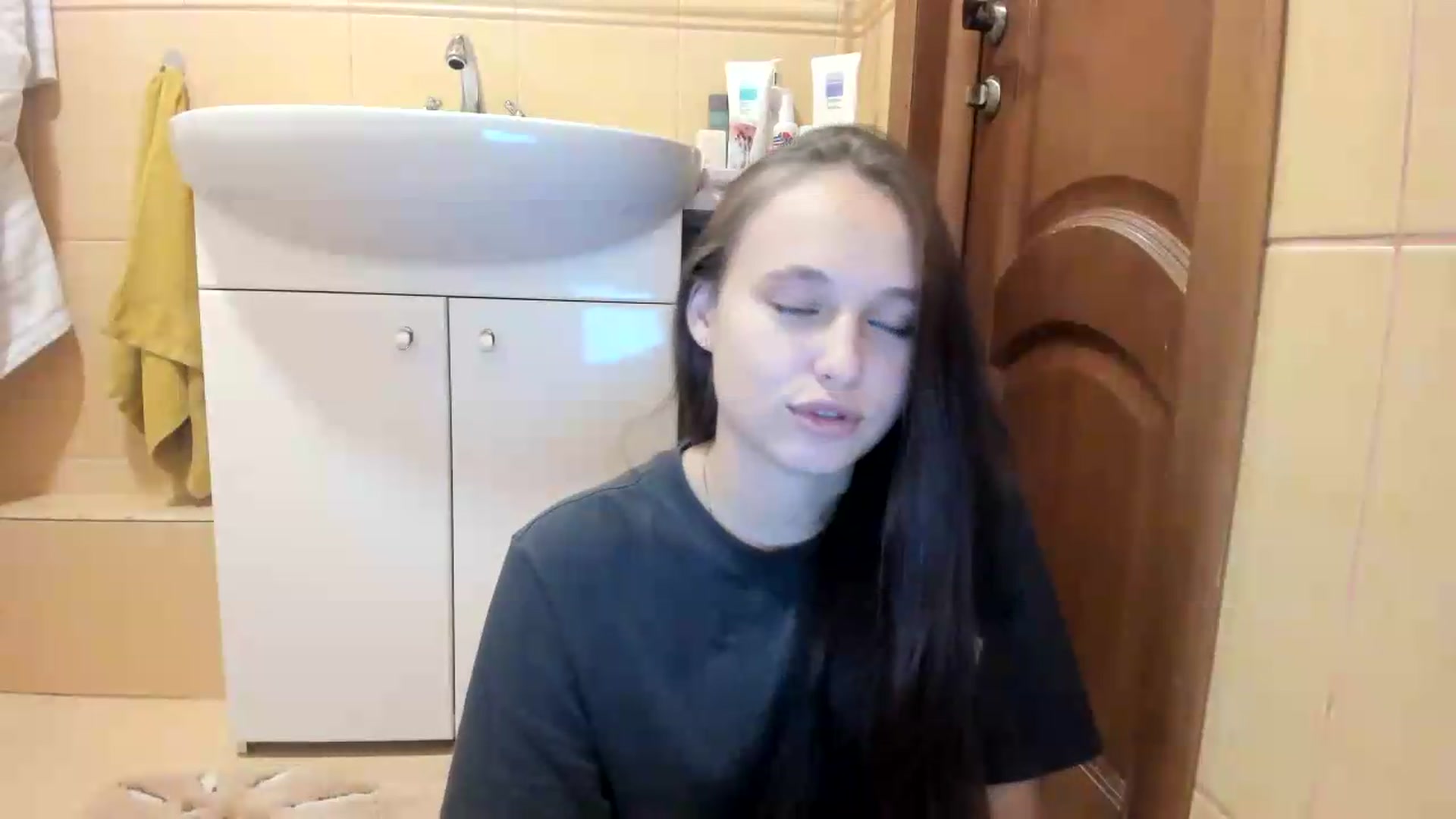 Gallery image thumbnail from irynasweetx's myfreecams stream on, 07/09/2026, 20:54 image 14 of 20