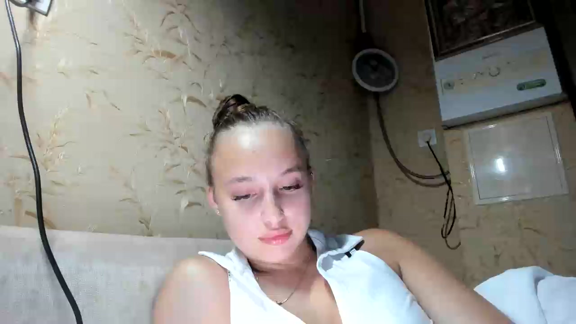 Gallery image thumbnail from irynasweetx's myfreecams stream on, 08/06/2026, 22:16 image 11 of 20