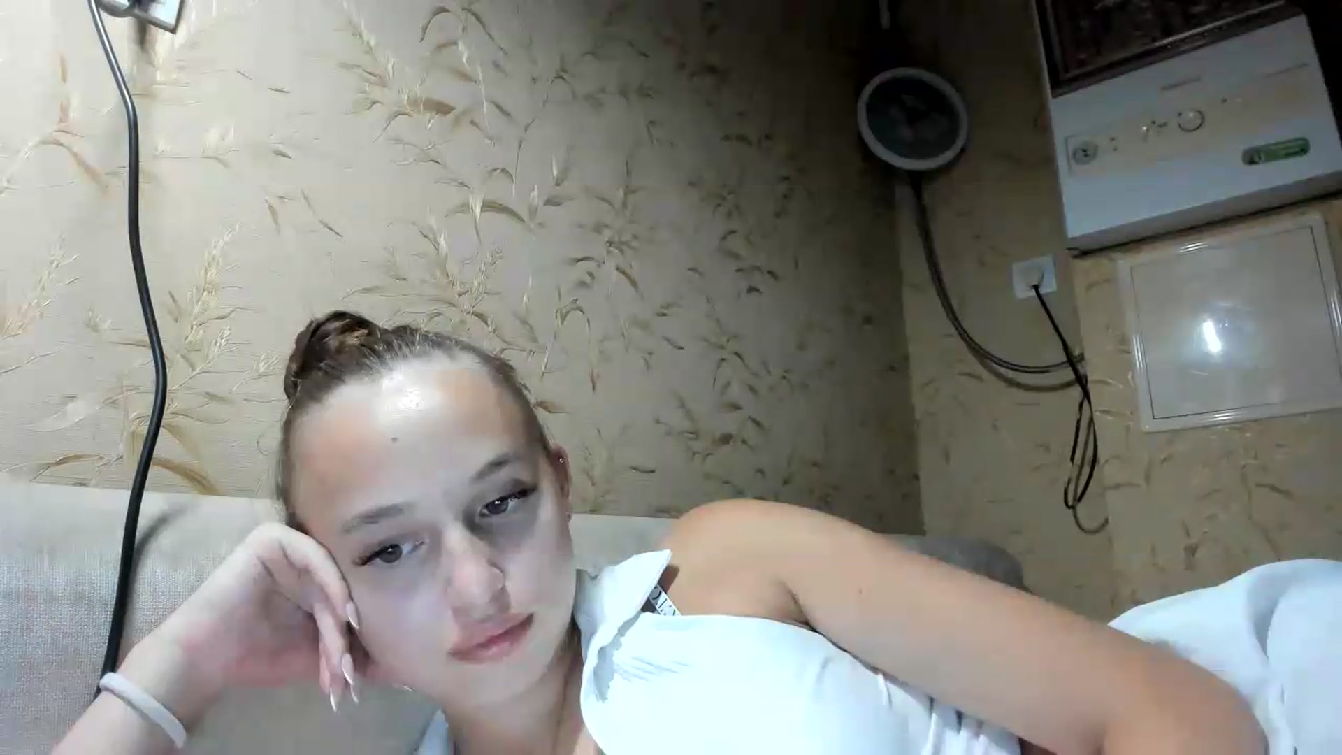 Gallery image thumbnail from irynasweetx's myfreecams stream on, 08/06/2026, 23:07 image 2 of 20