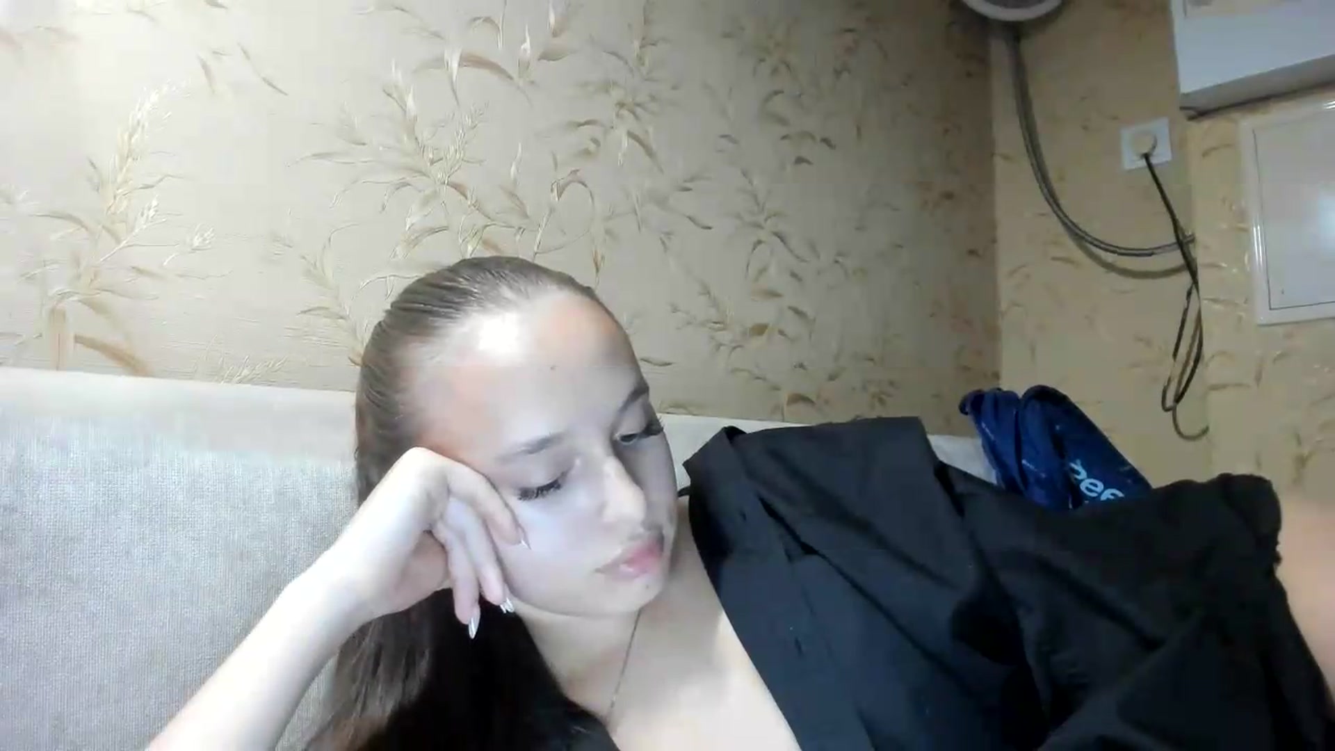 Gallery image thumbnail from irynasweetx's myfreecams stream on, 08/10/2026, 21:35 image 16 of 20