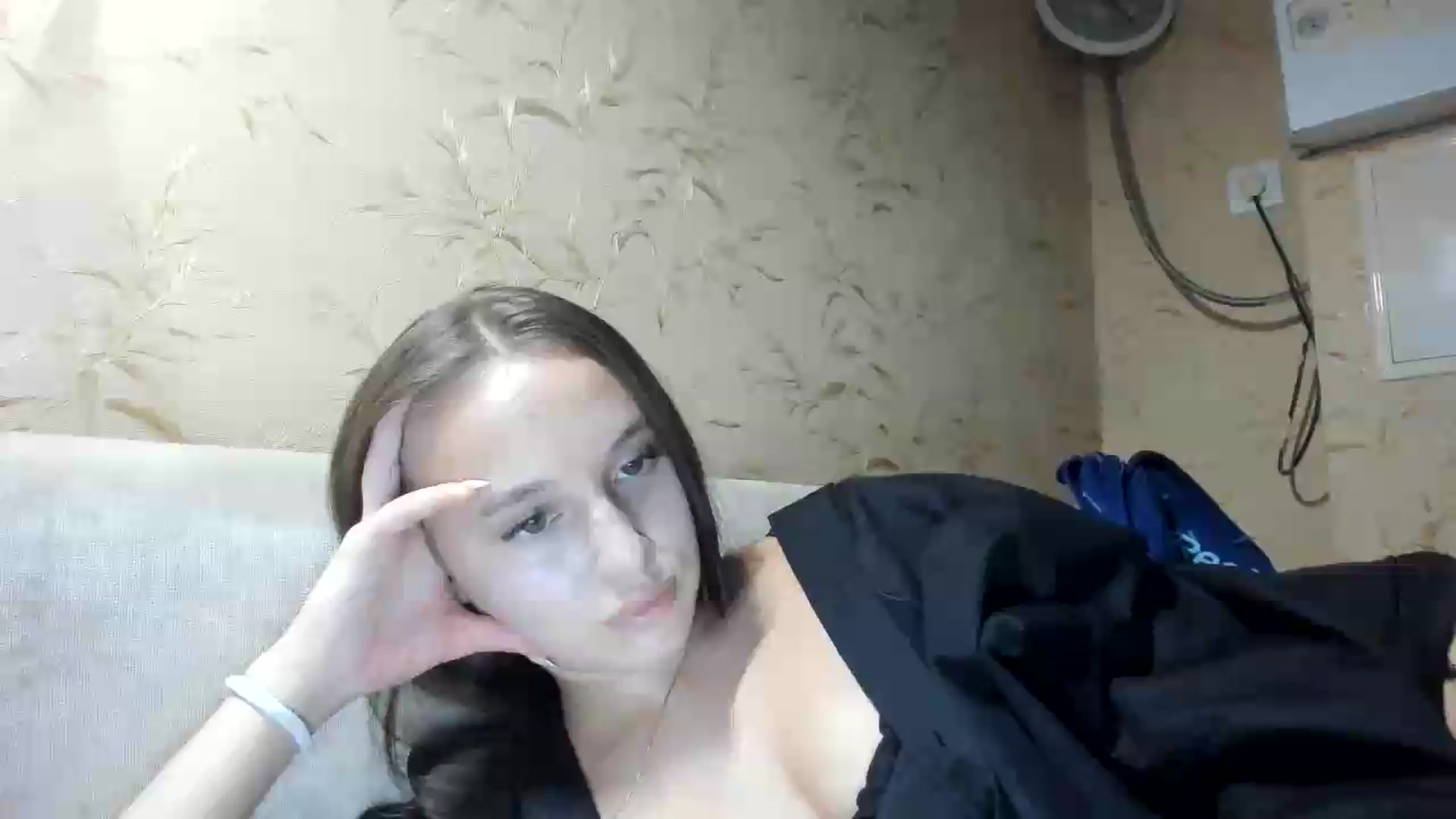 Gallery image thumbnail from irynasweetx's myfreecams stream on, 08/10/2026, 22:37 image 13 of 20