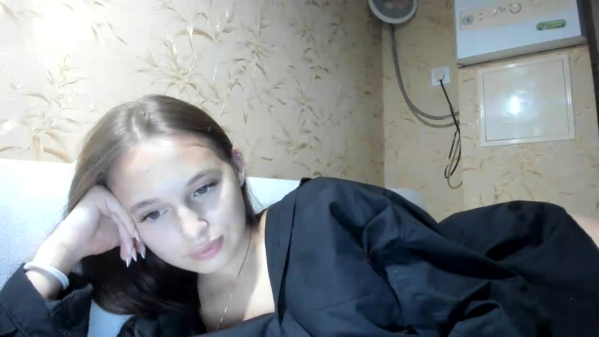 Gallery image thumbnail from irynasweetx's myfreecams stream on, 08/11/2026, 21:49 image 17 of 20