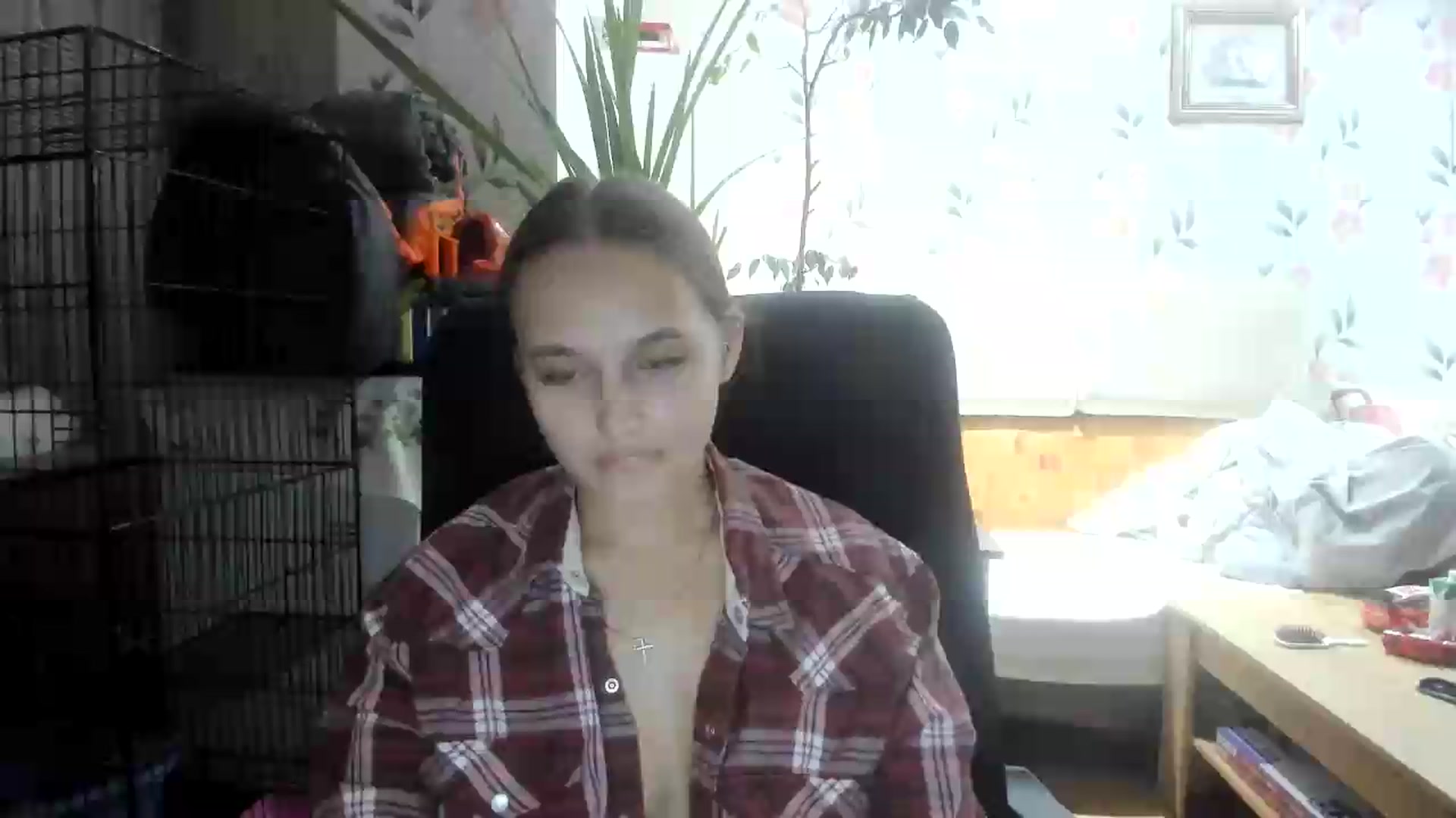 Gallery image thumbnail from irynasweetx's myfreecams stream on, 08/16/2026, 20:36 image 16 of 20