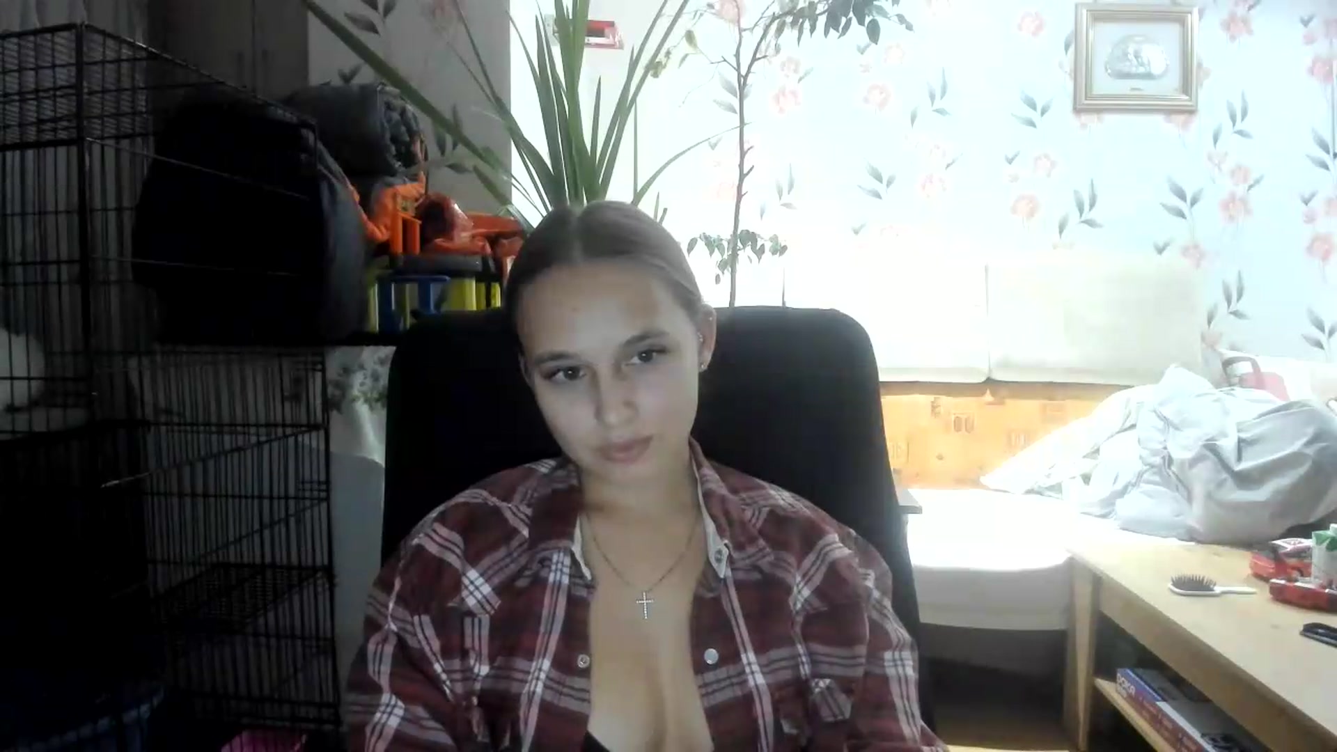 Gallery image thumbnail from irynasweetx's myfreecams stream on, 08/16/2026, 21:03 image 6 of 20