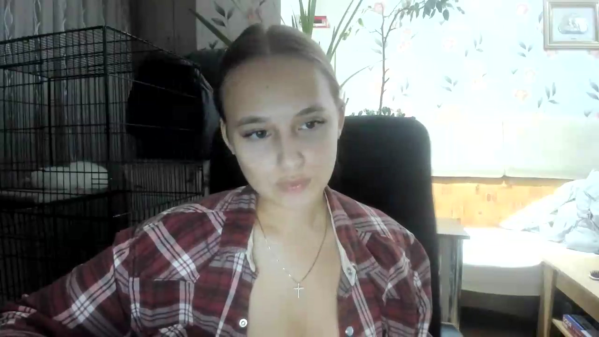 Gallery image thumbnail from irynasweetx's myfreecams stream on, 08/16/2026, 21:03 image 20 of 20