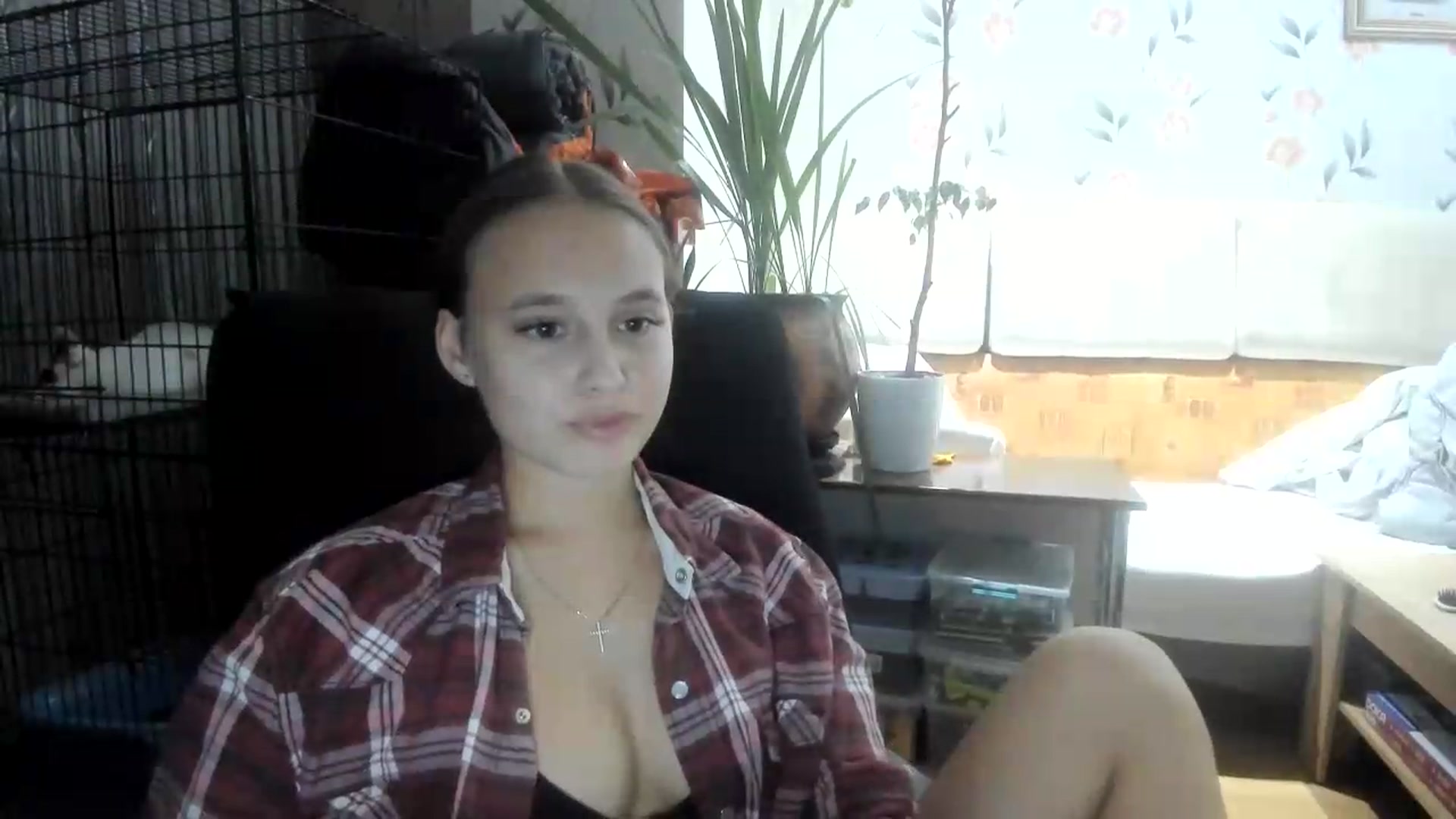 Gallery image thumbnail from irynasweetx's myfreecams stream on, 08/16/2026, 21:03 image 16 of 20