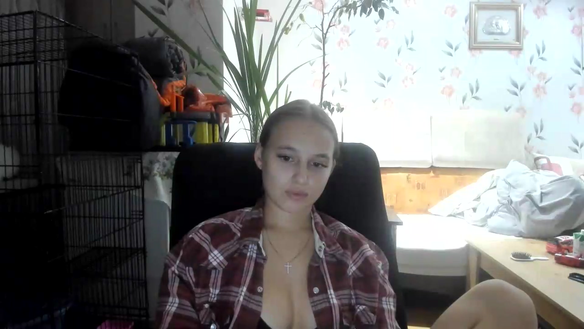 Gallery image thumbnail from irynasweetx's myfreecams stream on, 08/16/2026, 21:03 image 7 of 20