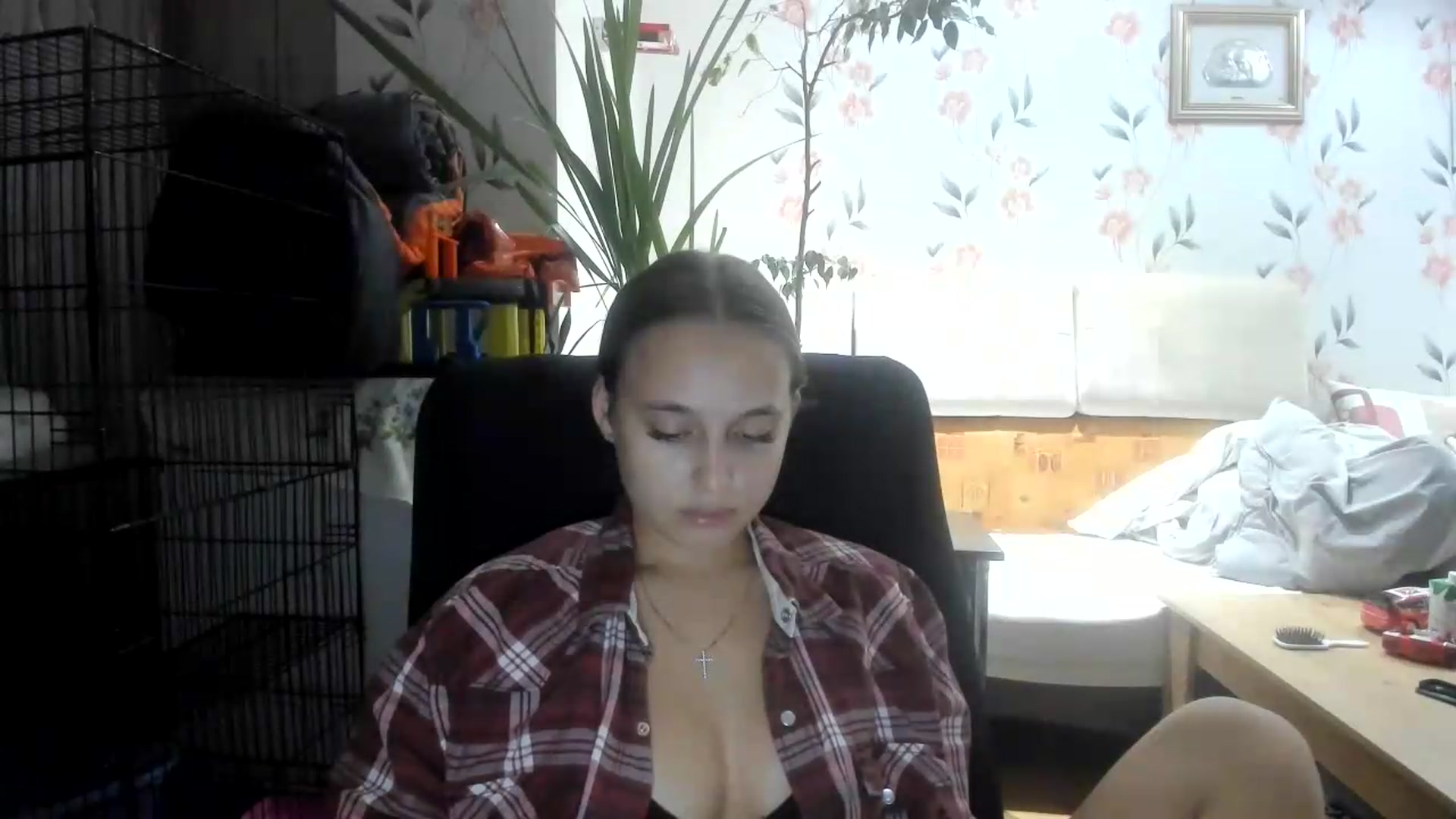 Gallery image thumbnail from irynasweetx's myfreecams stream on, 08/16/2026, 21:03 image 11 of 20