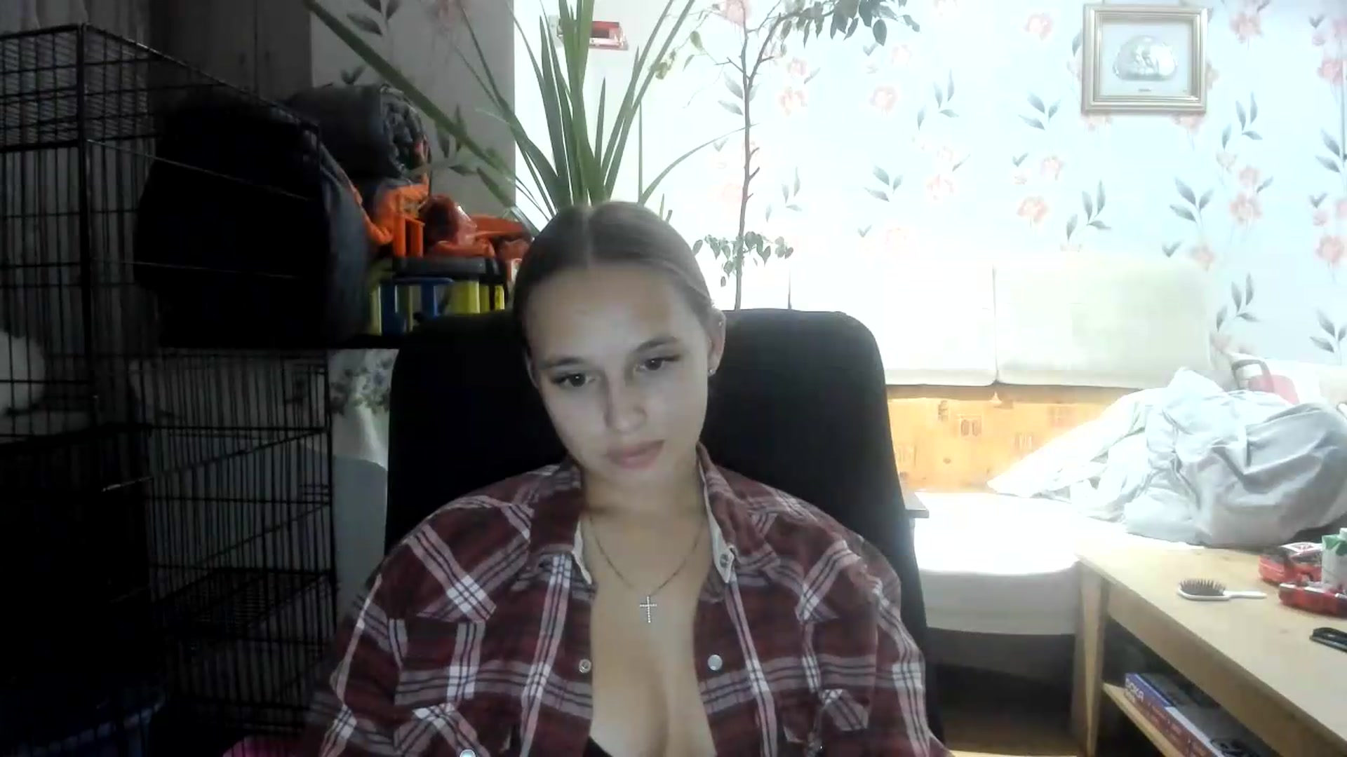 Gallery image thumbnail from irynasweetx's myfreecams stream on, 08/16/2026, 21:03 image 5 of 20