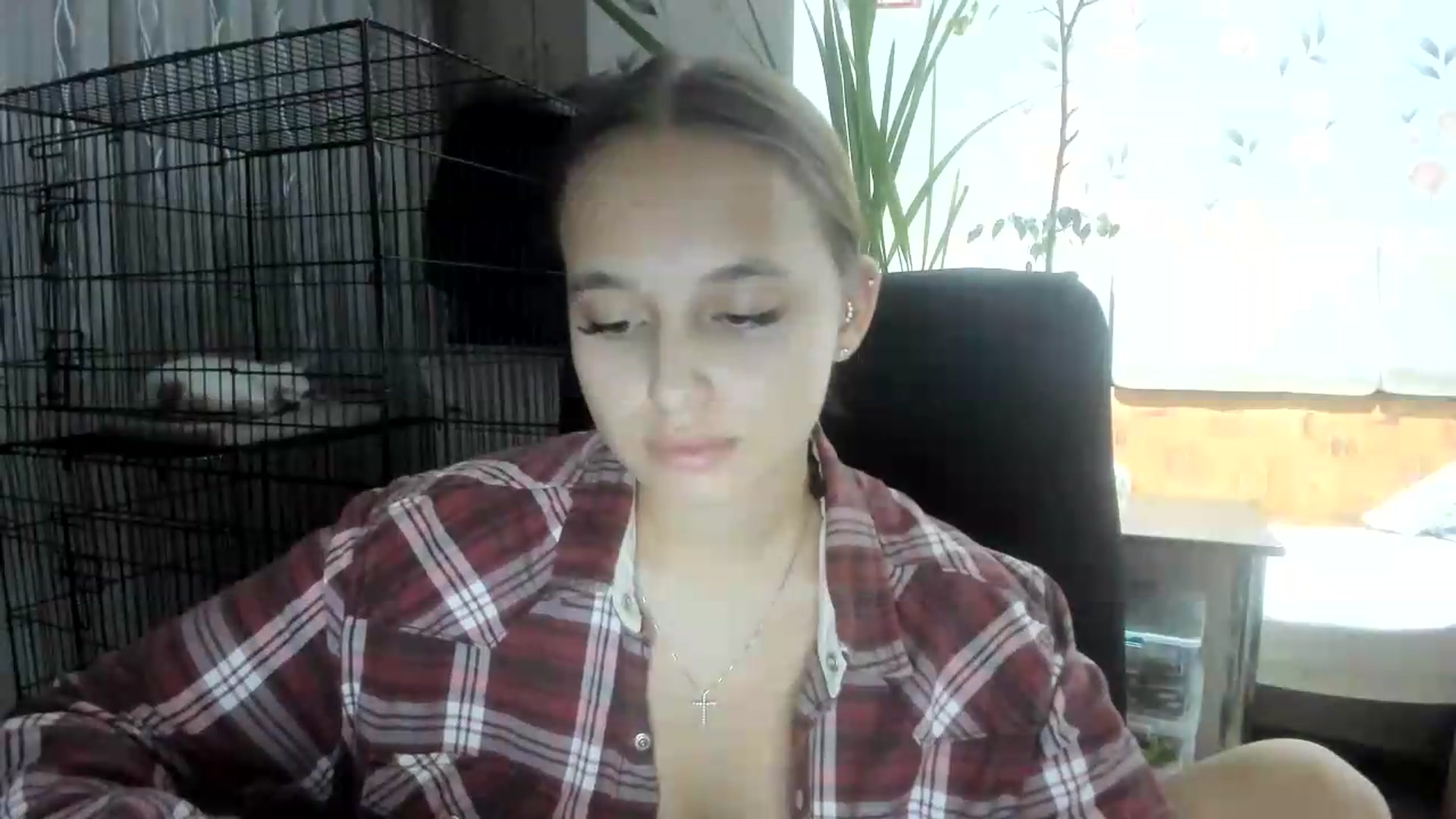 Gallery image thumbnail from irynasweetx's myfreecams stream on, 08/16/2026, 22:46 image 5 of 20