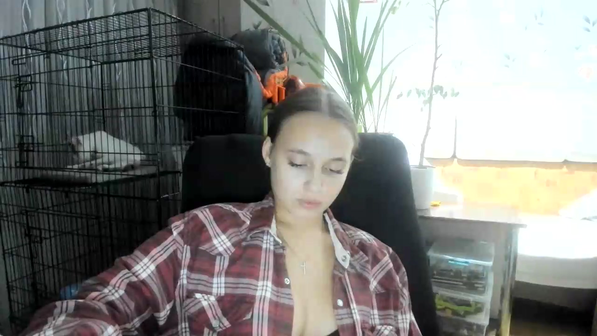 Gallery image thumbnail from irynasweetx's myfreecams stream on, 08/16/2026, 22:46 image 17 of 20