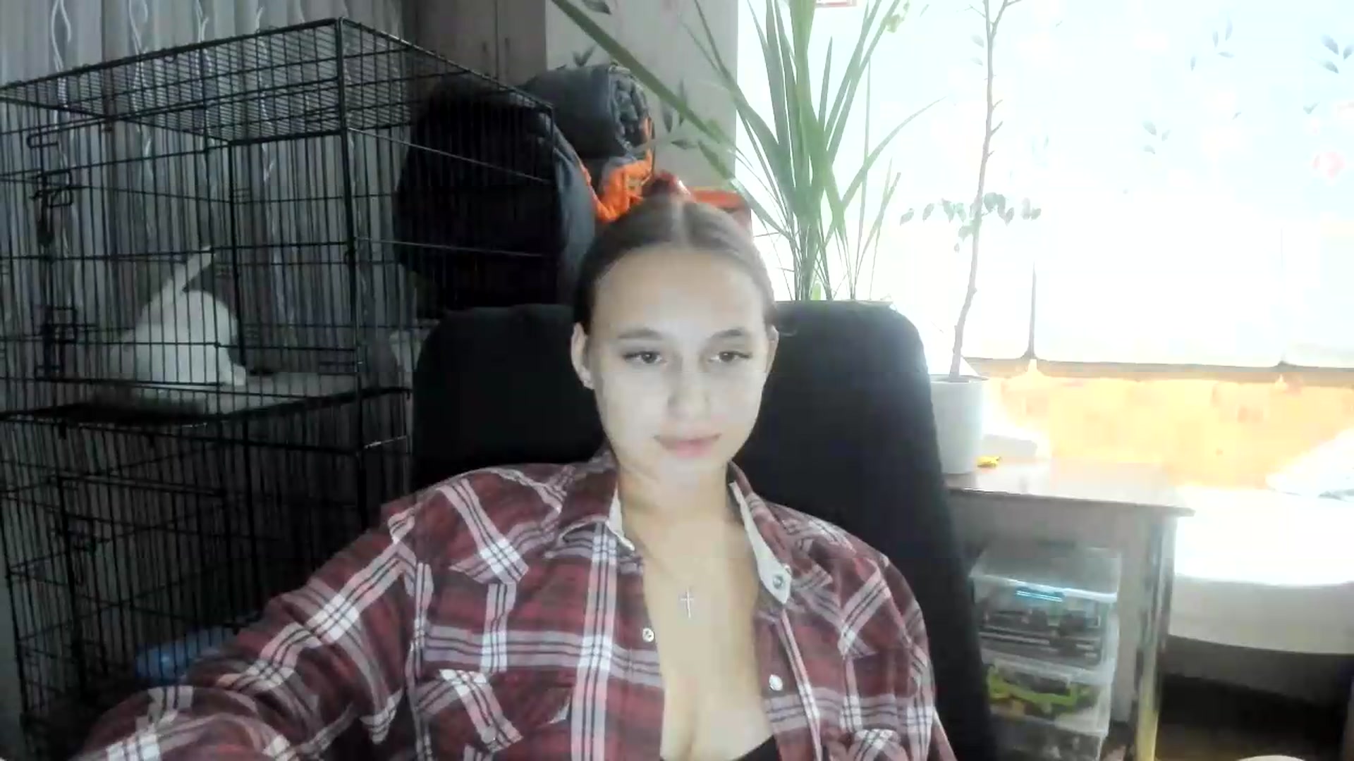 Gallery image thumbnail from irynasweetx's myfreecams stream on, 08/16/2026, 22:46 image 19 of 20