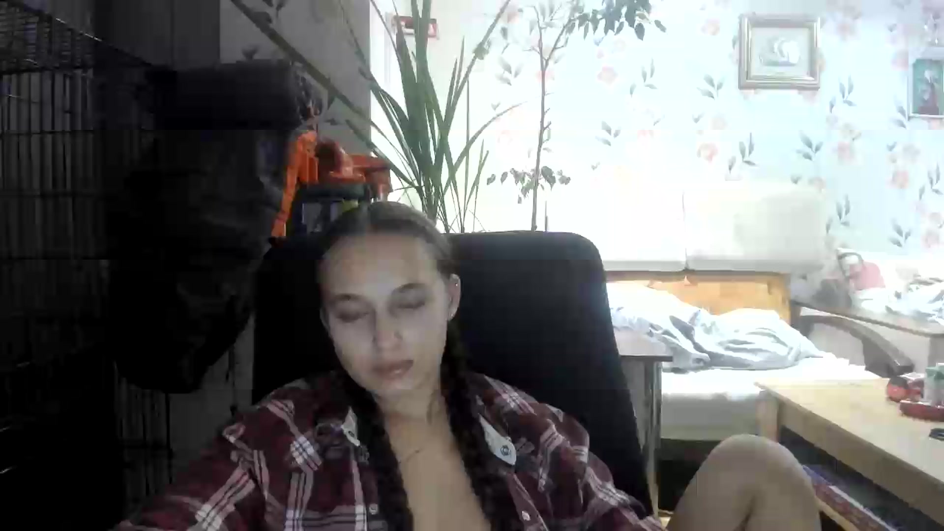 Gallery image thumbnail from irynasweetx's myfreecams stream on, 08/17/2026, 23:30 image 18 of 20
