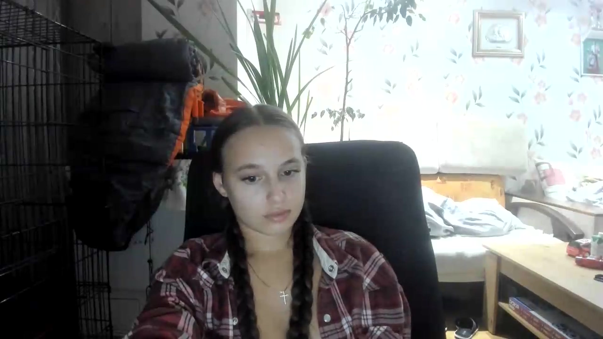 Gallery image thumbnail from irynasweetx's myfreecams stream on, 08/17/2026, 23:30 image 11 of 20