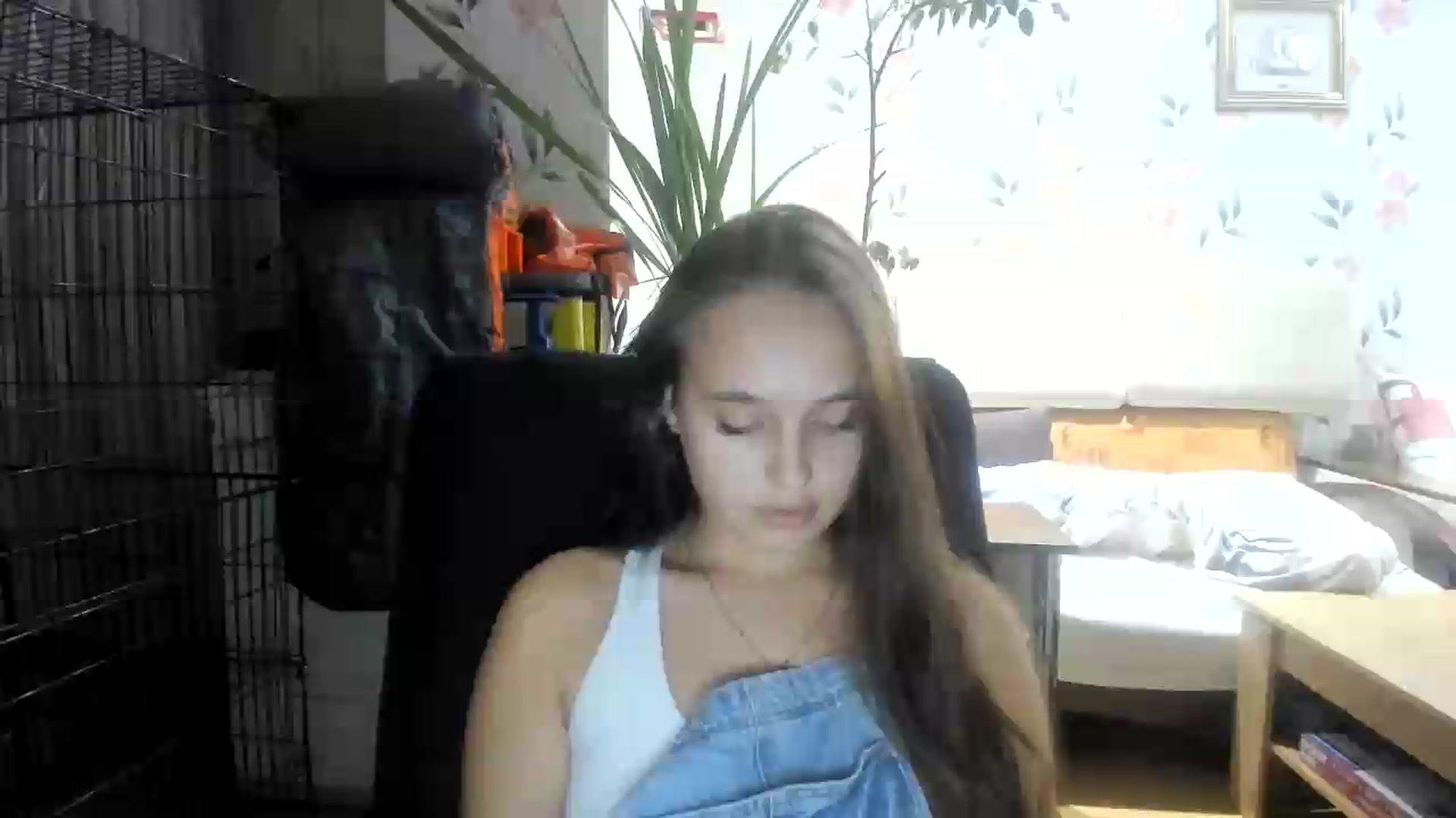 Gallery image thumbnail from irynasweetx's myfreecams stream on, 08/19/2026, 22:08 image 1 of 20