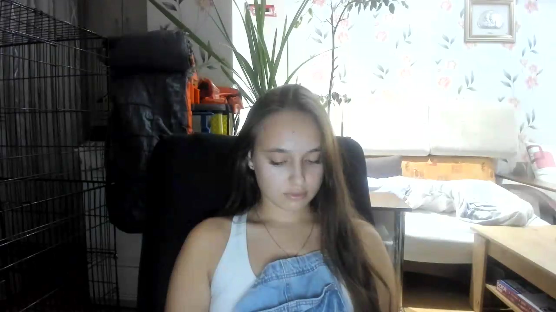 Gallery image thumbnail from irynasweetx's myfreecams stream on, 08/19/2026, 22:08 image 8 of 20