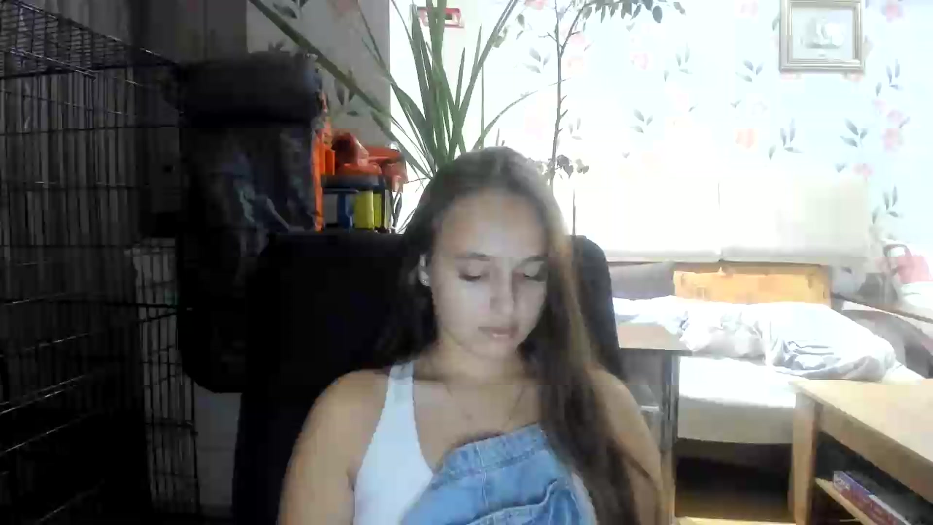Gallery image thumbnail from irynasweetx's myfreecams stream on, 08/19/2026, 22:08 image 7 of 20