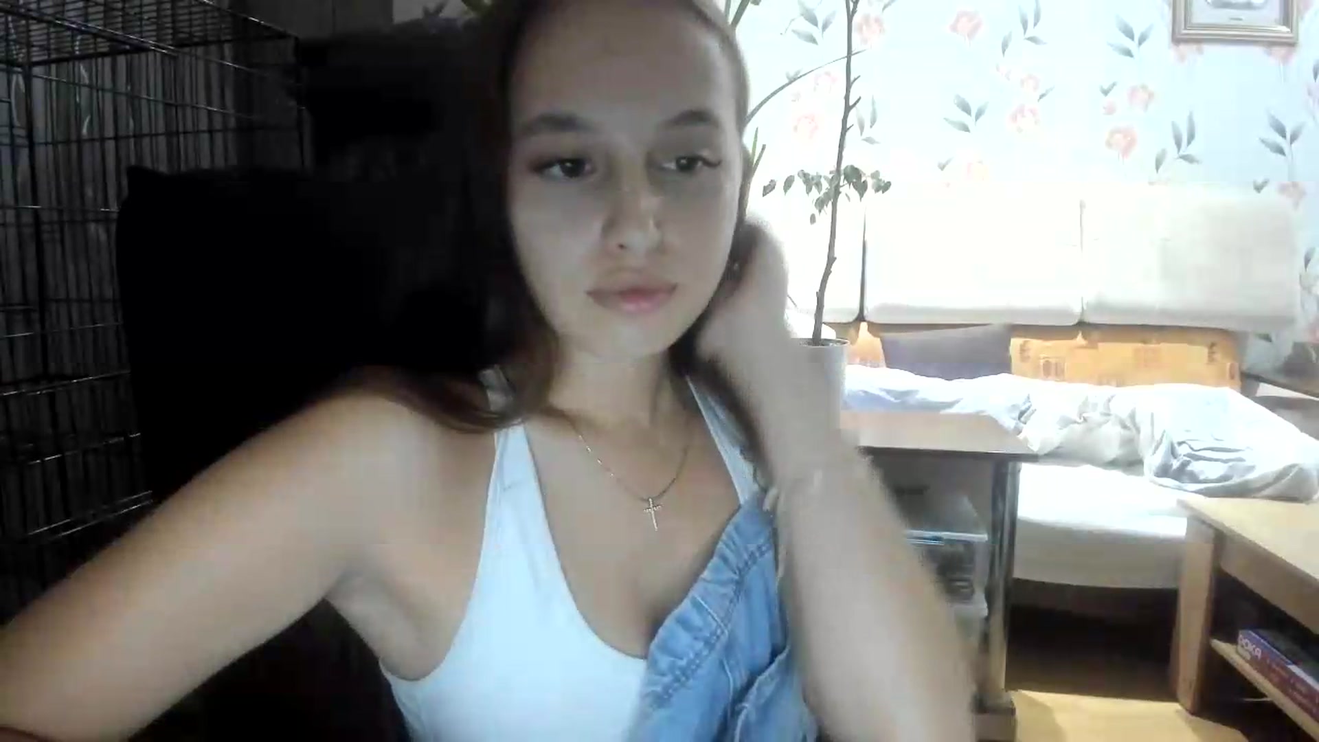 Gallery image thumbnail from irynasweetx's myfreecams stream on, 08/20/2026, 24:00 image 18 of 20