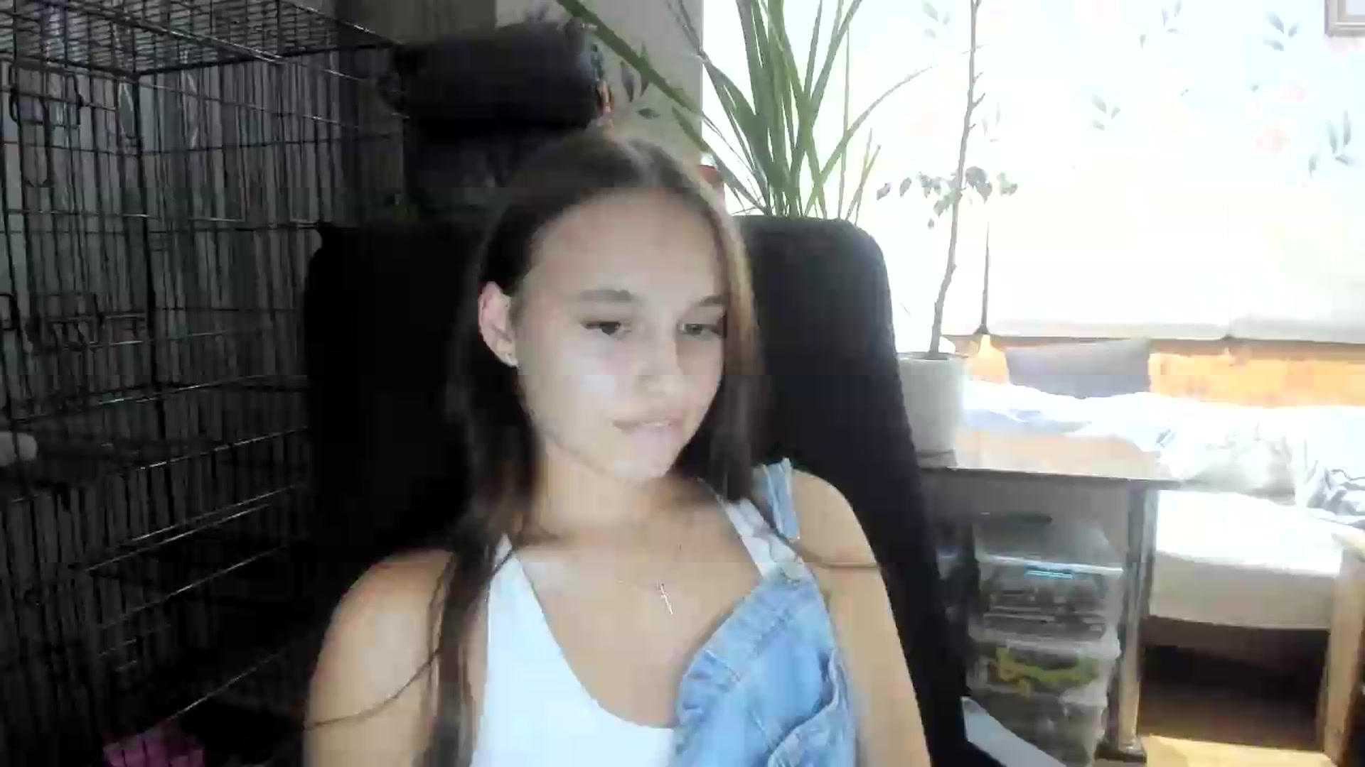 Gallery image thumbnail from irynasweetx's myfreecams stream on, 08/20/2026, 24:00 image 8 of 20