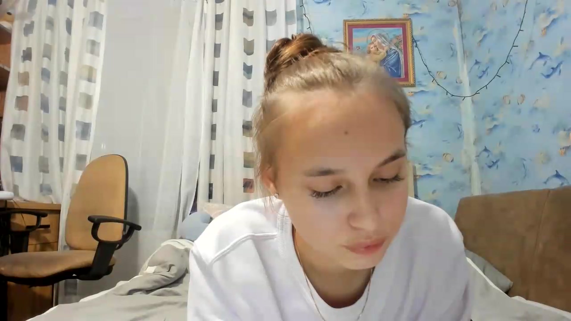 Gallery image thumbnail from irynasweetx's myfreecams stream on, 08/26/2026, 21:33 image 19 of 20
