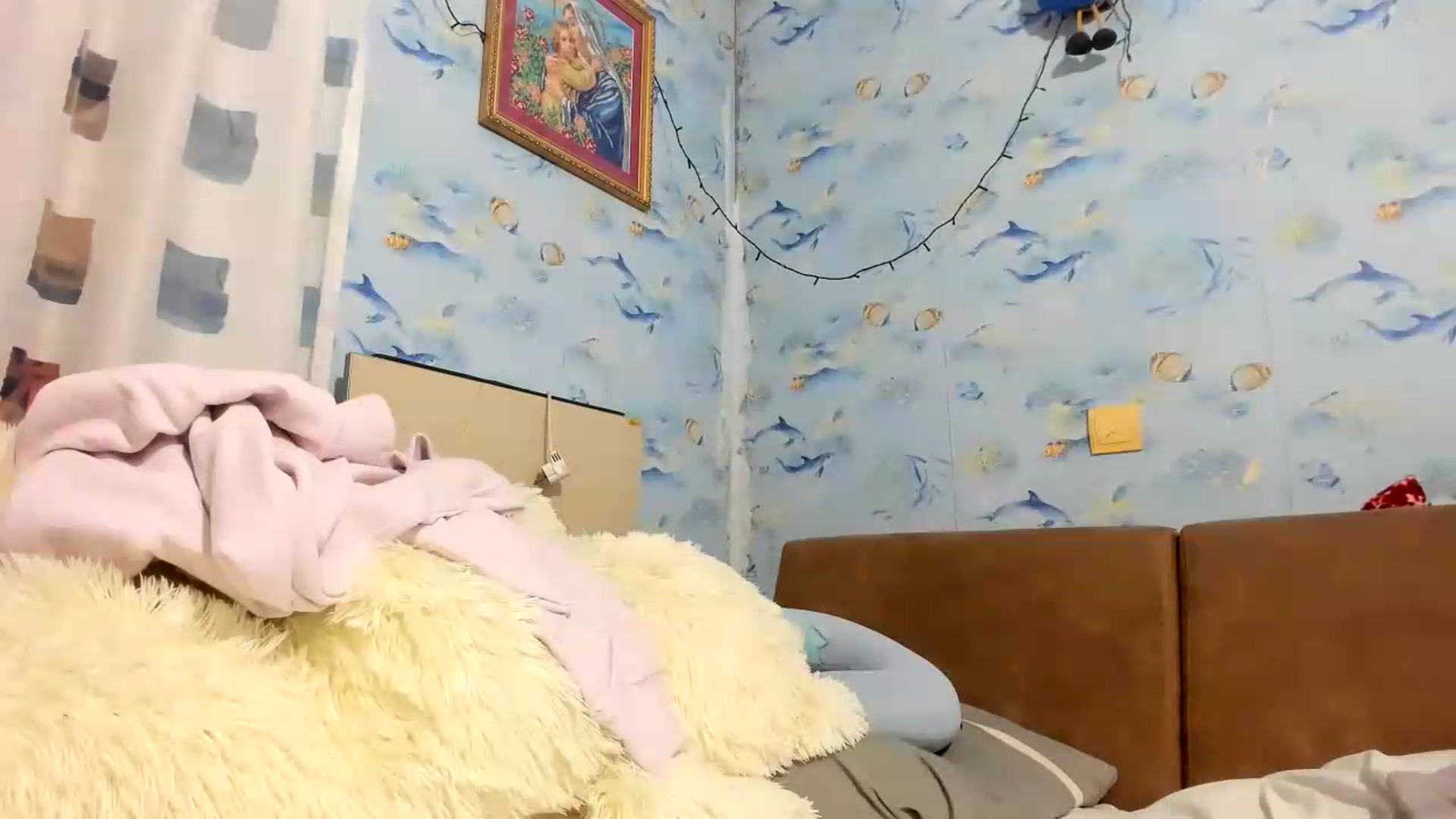 Gallery image thumbnail from irynasweetx's myfreecams stream on, 08/27/2026, 21:35 image 3 of 20